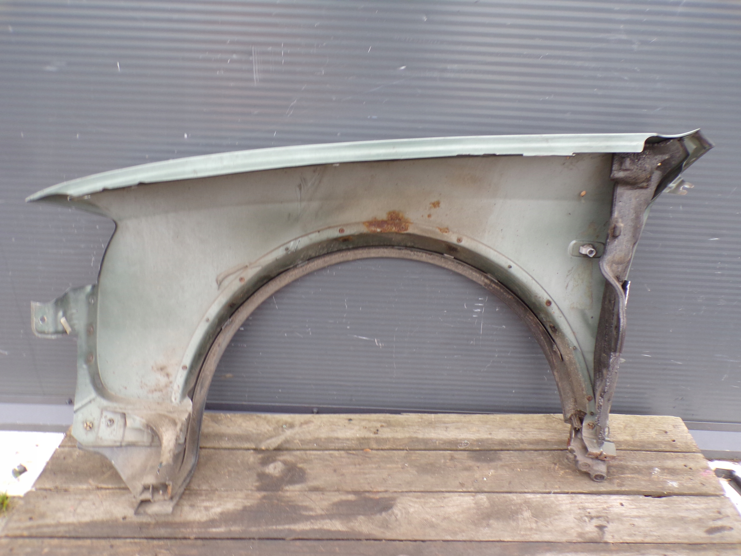 fender right front AUDI A6 C5 ALLROAD colour LY6J
