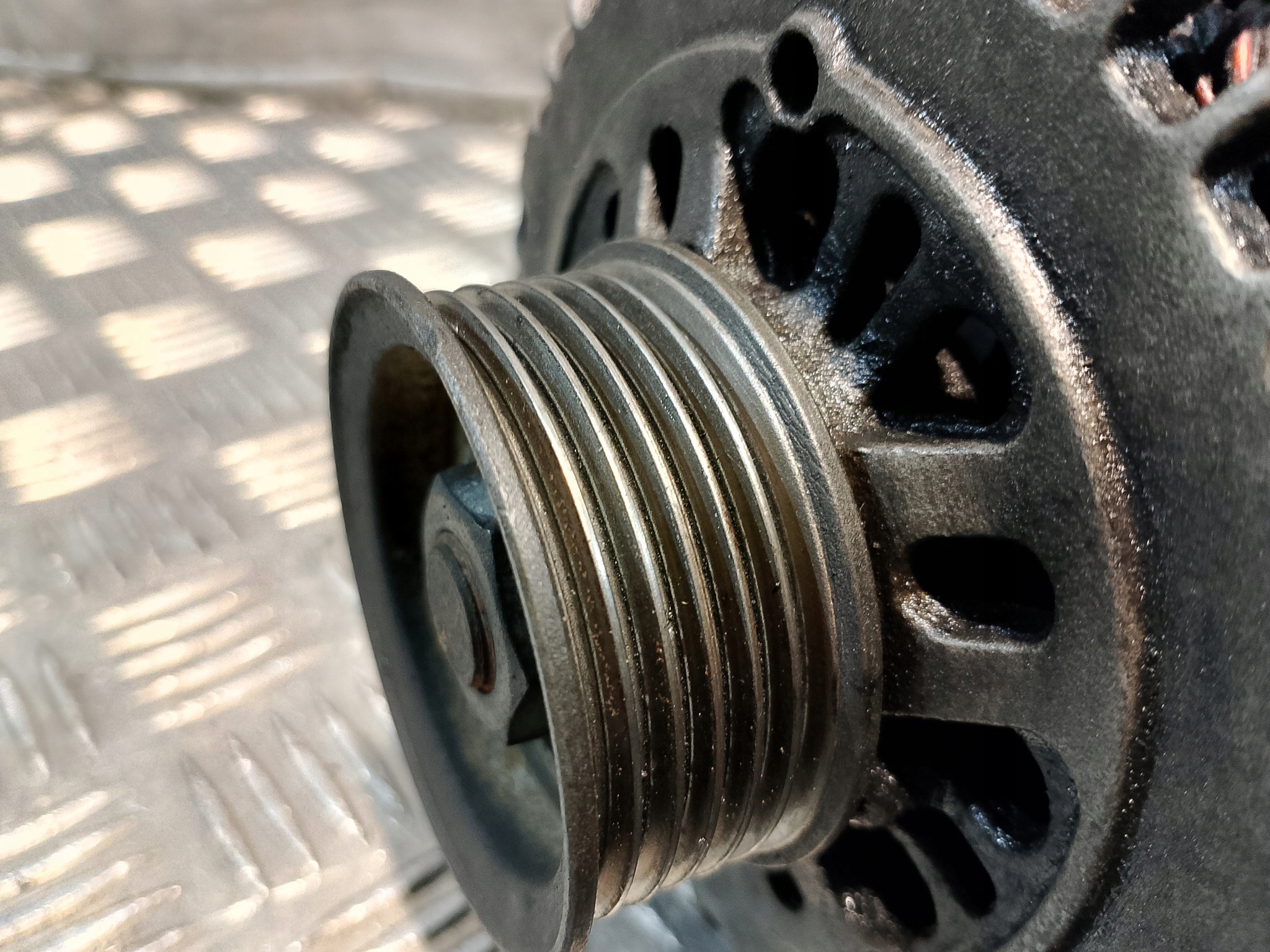alternator OPEL ASTRA 2 G II 1.7 DTI