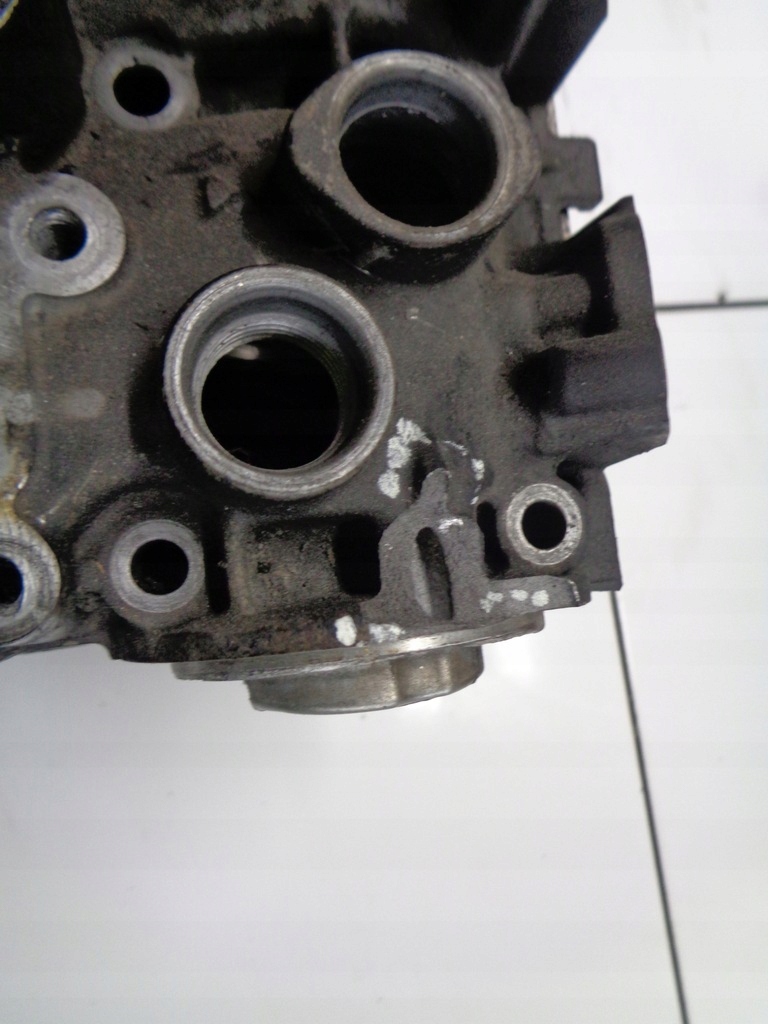AUDI A4 B8 2.0TFSI CDN TESTATA Motore 06H103373J