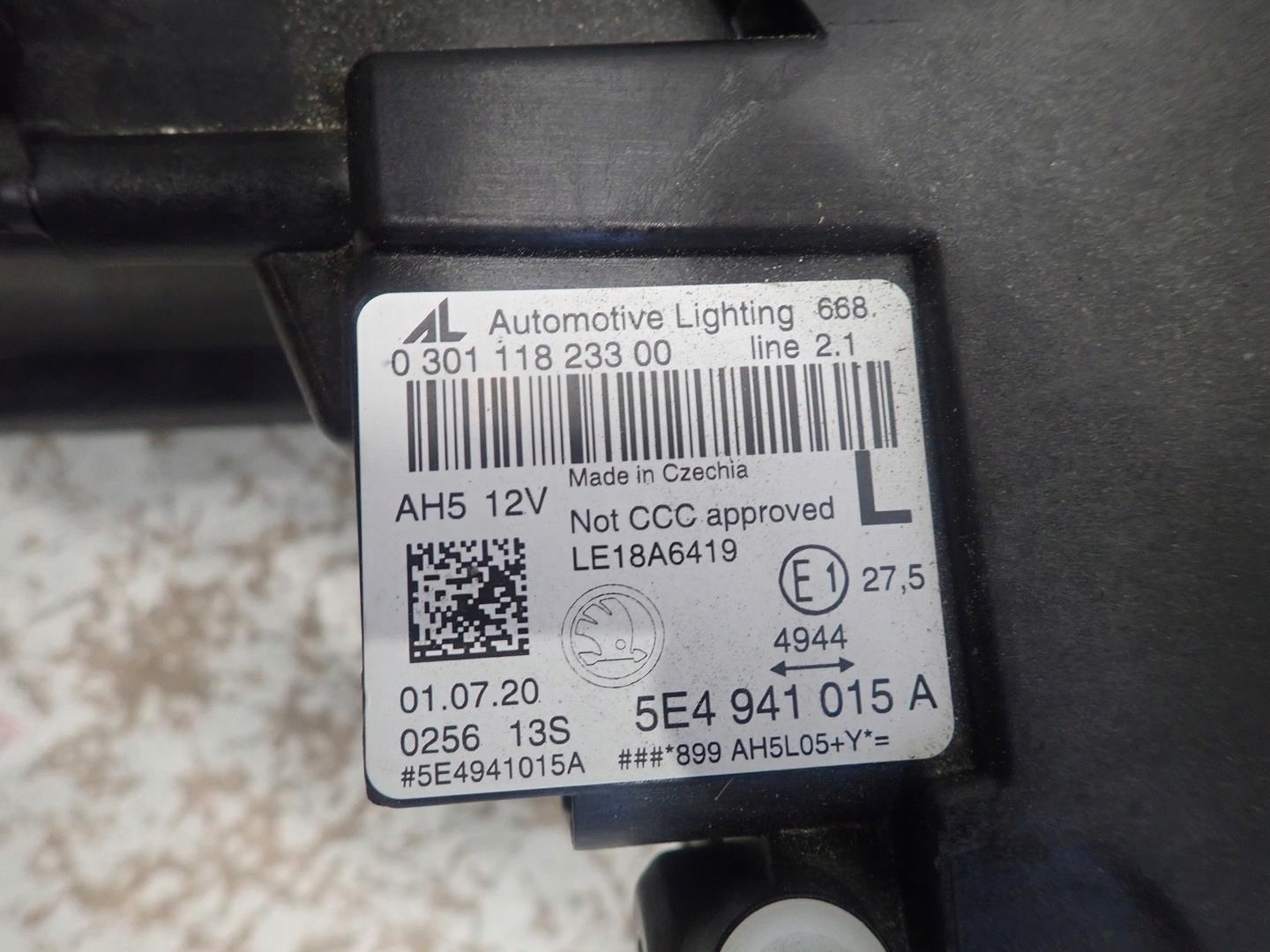 light front left SKODA OCTAVIA IV 2020- FULL LED