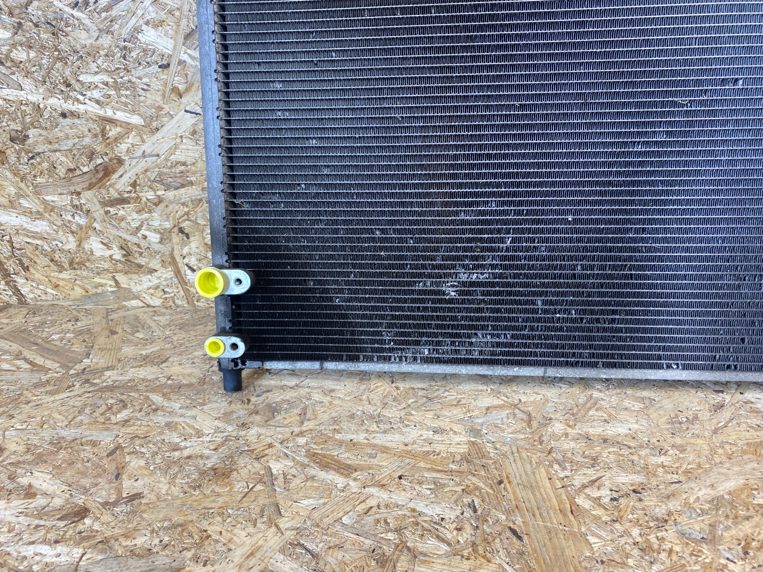 Радиатор кондиционера lexus CT 200H 1.8H 2011-