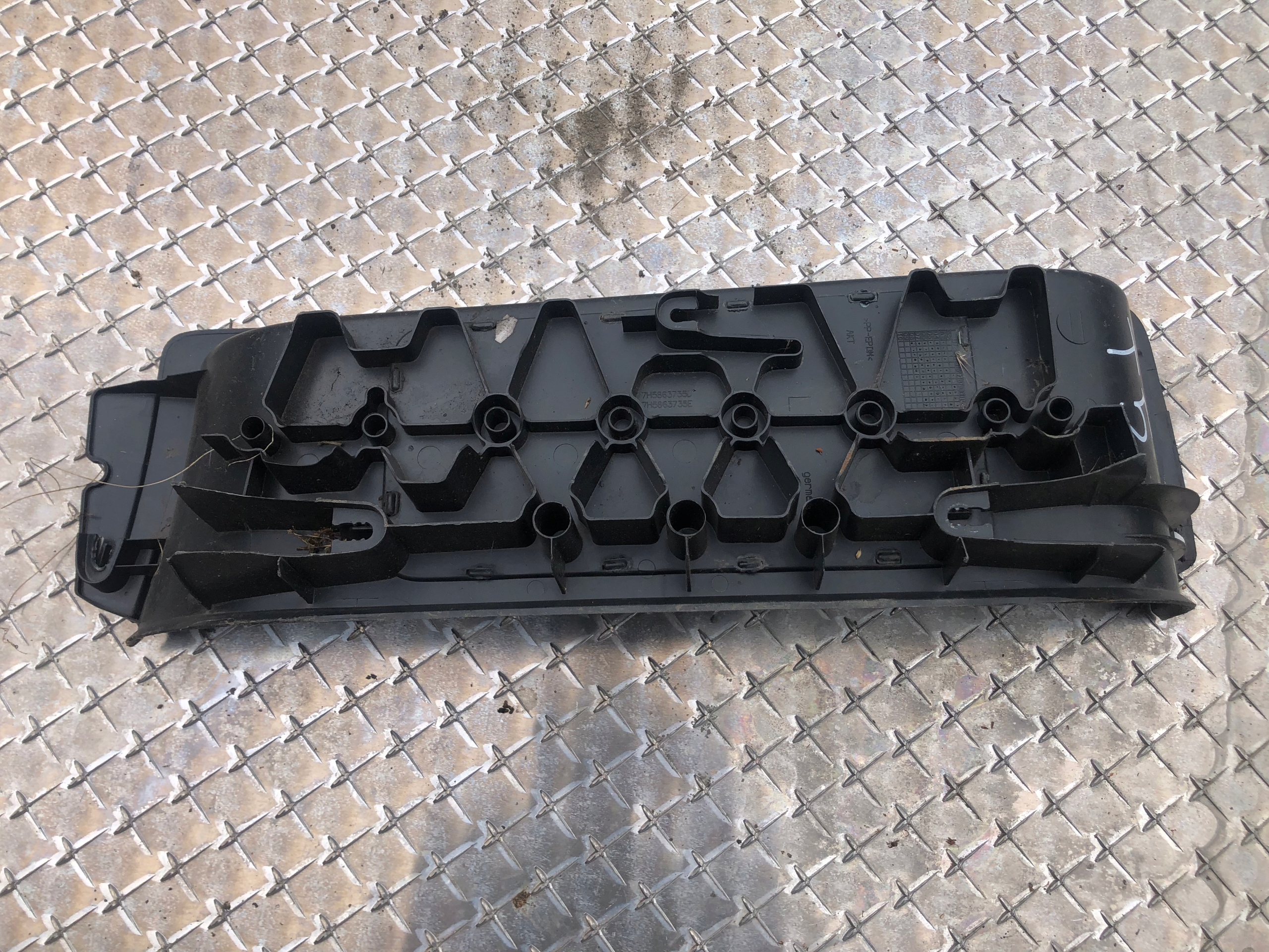 STOPIEN threshold left front VW T5 MULTIVAN 7H5863735D