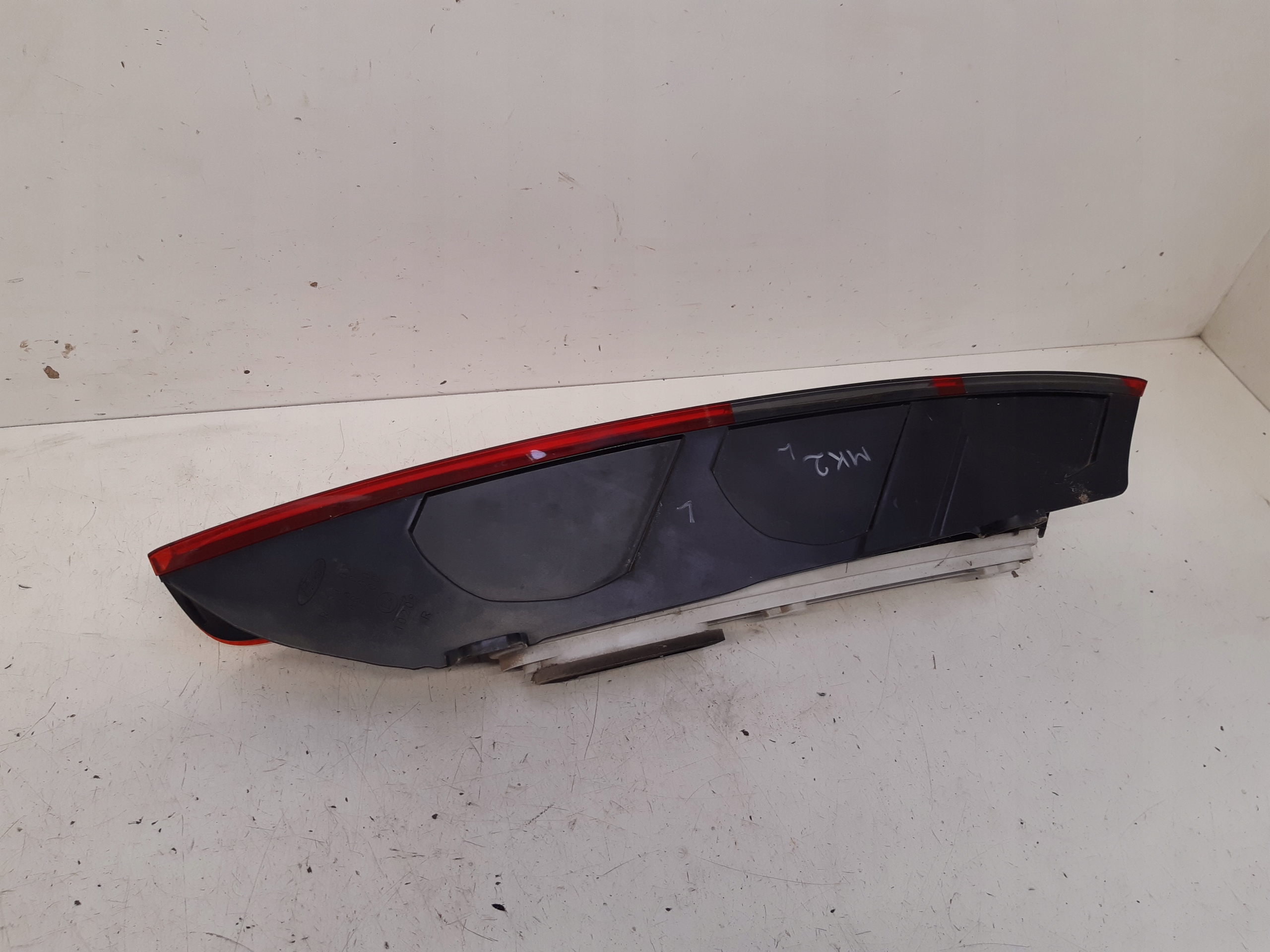 Lamka rechts heck kombi 4M5113404C Ford Focus MK2