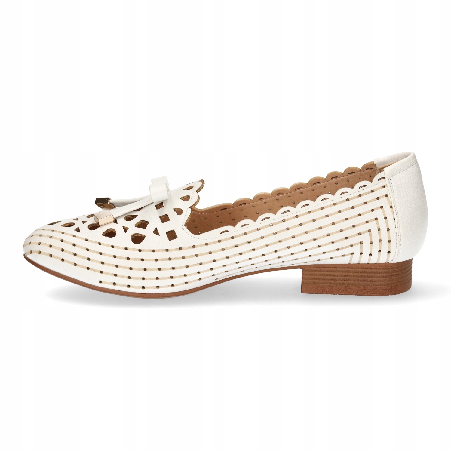 BALERINY DAMSKIE AŻUROWE Z KOKARDKĄ KOMFORTOWE NA PŁASKIM OBCASIE BIAŁE 38 Materiał zewnętrzny skóra ekologiczna