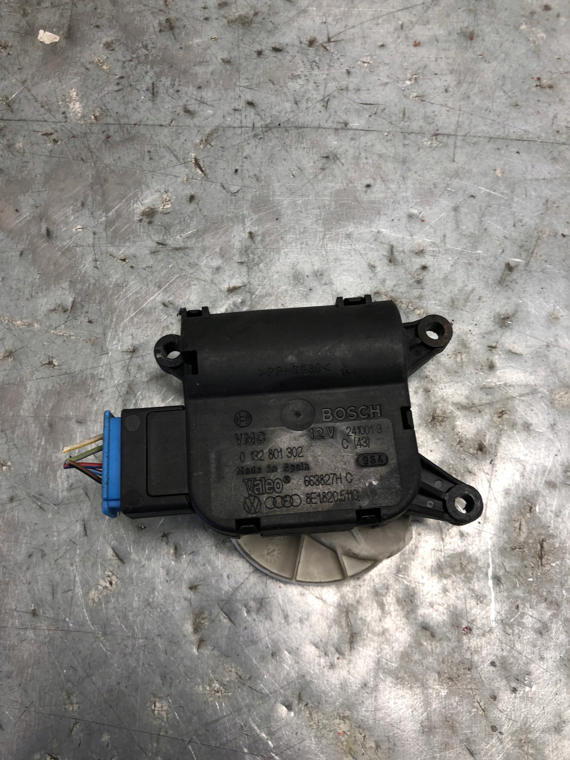 Micro moteur Bloc de chauffage complet AUDI A4 B6 8E1820511C