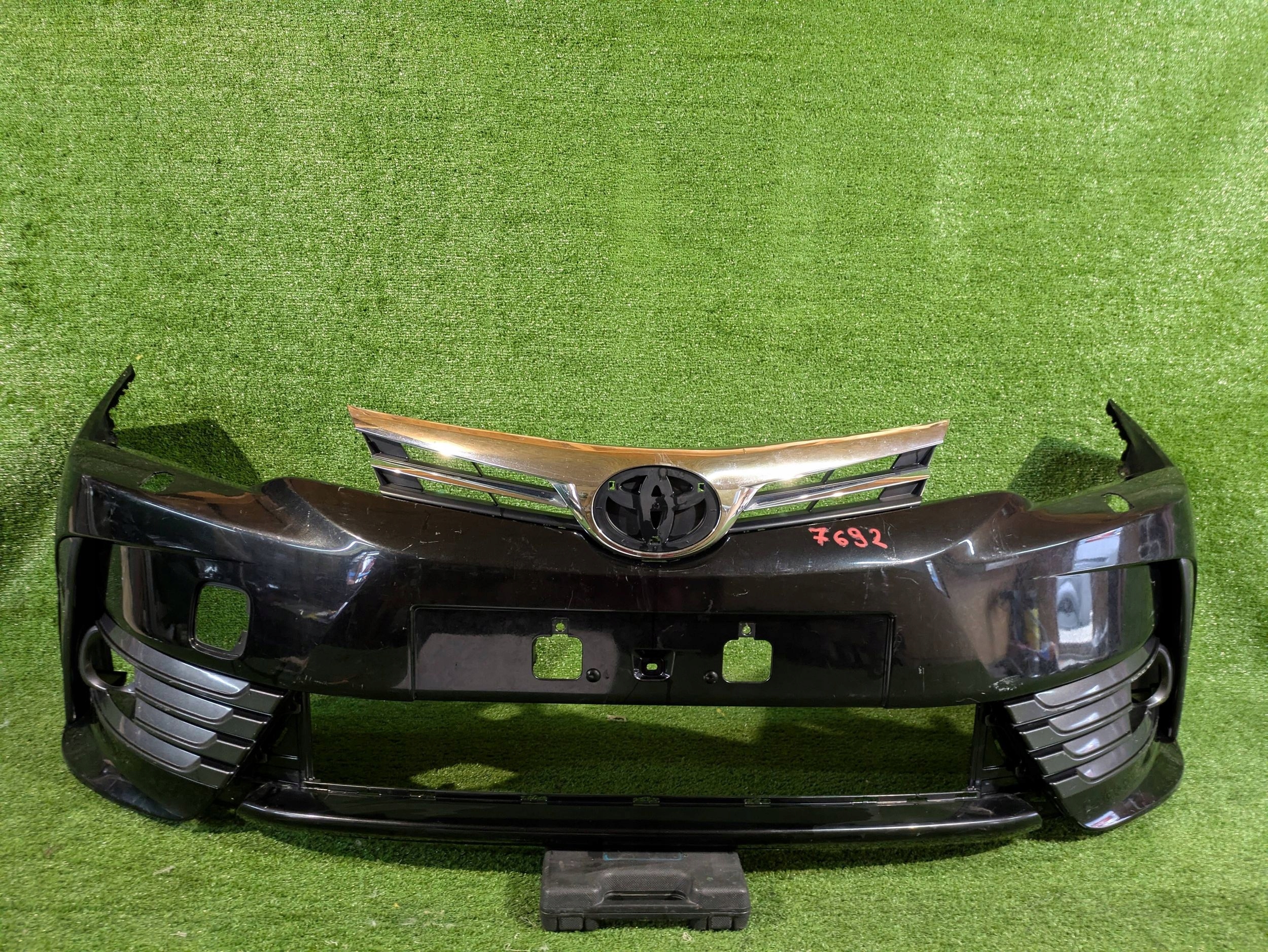 front bumper front TOYOTA COROLLA E16 LIFT 16- NR.7692