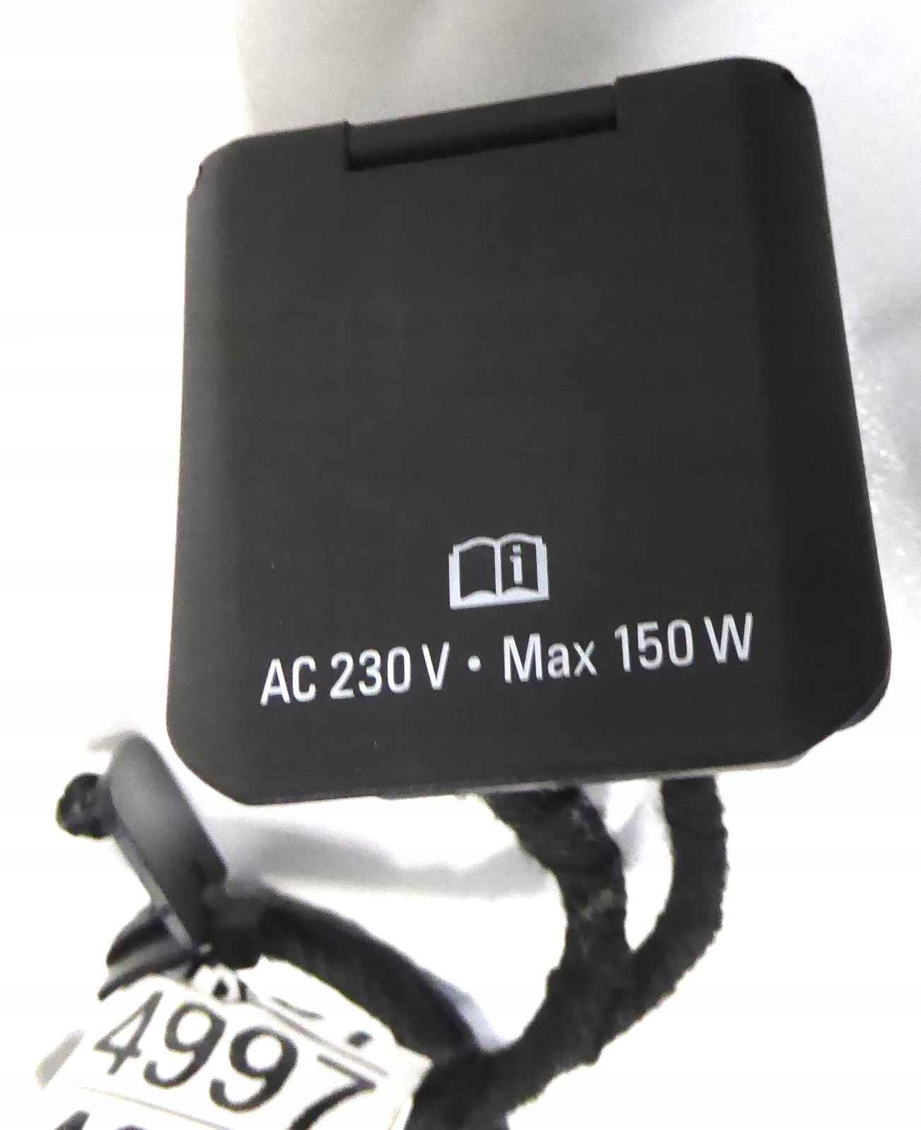 OPEL MOKKA PRZETWORNICA NAPIĘCIA Z 12V NA 230V Moc użytkowa 230 W