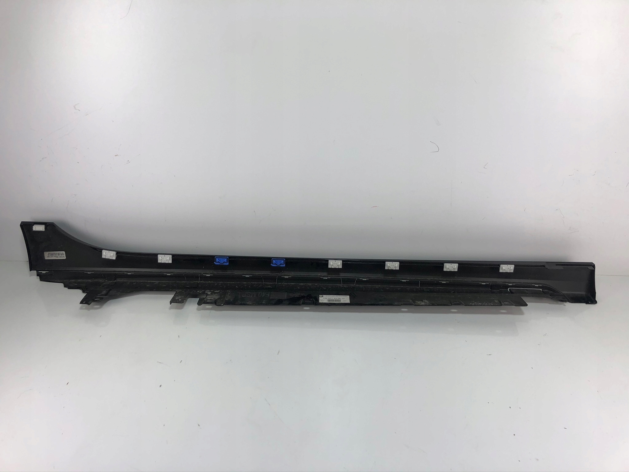moulding threshold cap BMW 1 F40 m-packet left