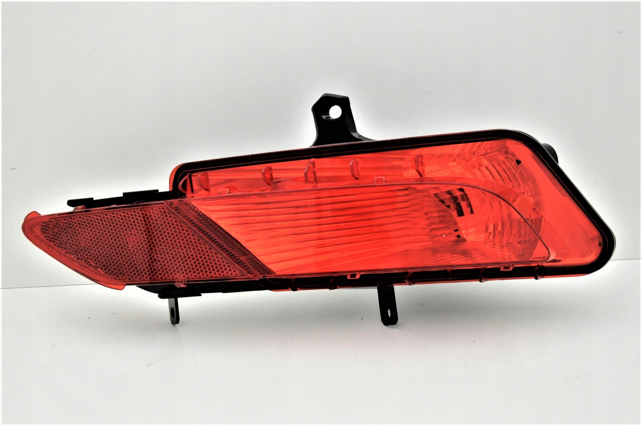 VOLVO XC60 2013 LAMPA PRZECIWMGIELNA PRAWA VALEO Producent czesci Valeo
