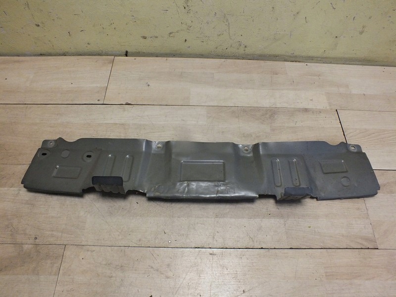 NISSAN X-TRAIL T32 листовой ремень задний задний амортизатор