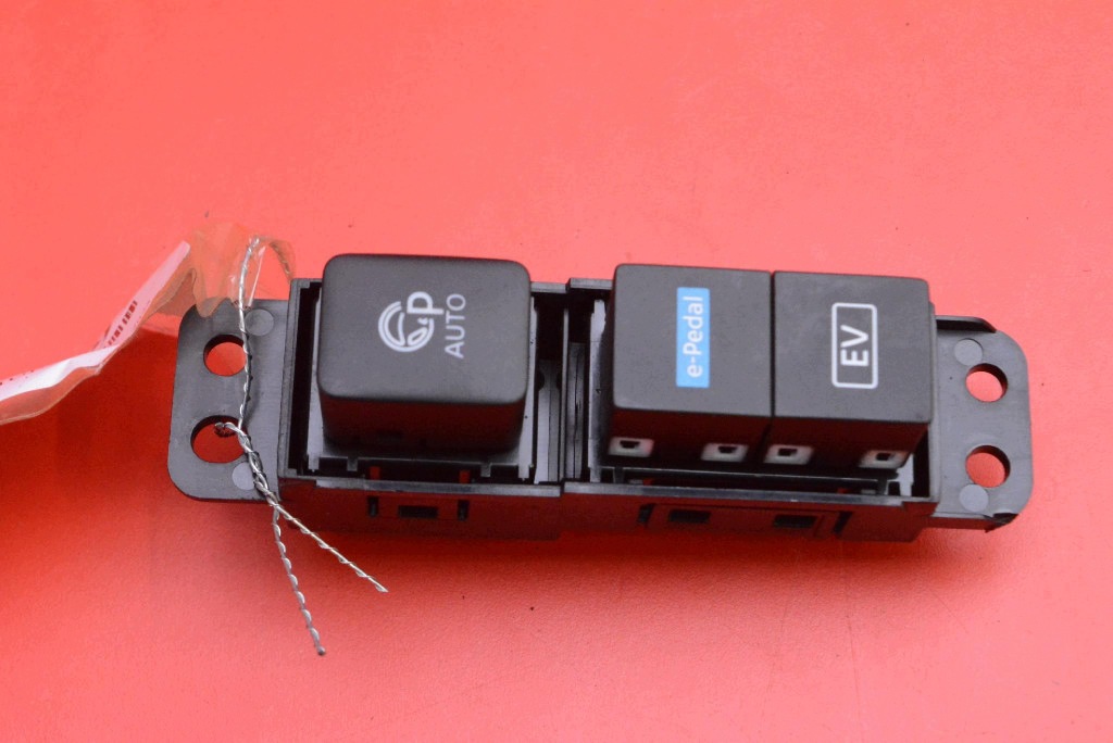 PANEL switch AUTO PARK E-PEDAL EV NISSAN QASHQAI 3 III J12 LIFT 24-25