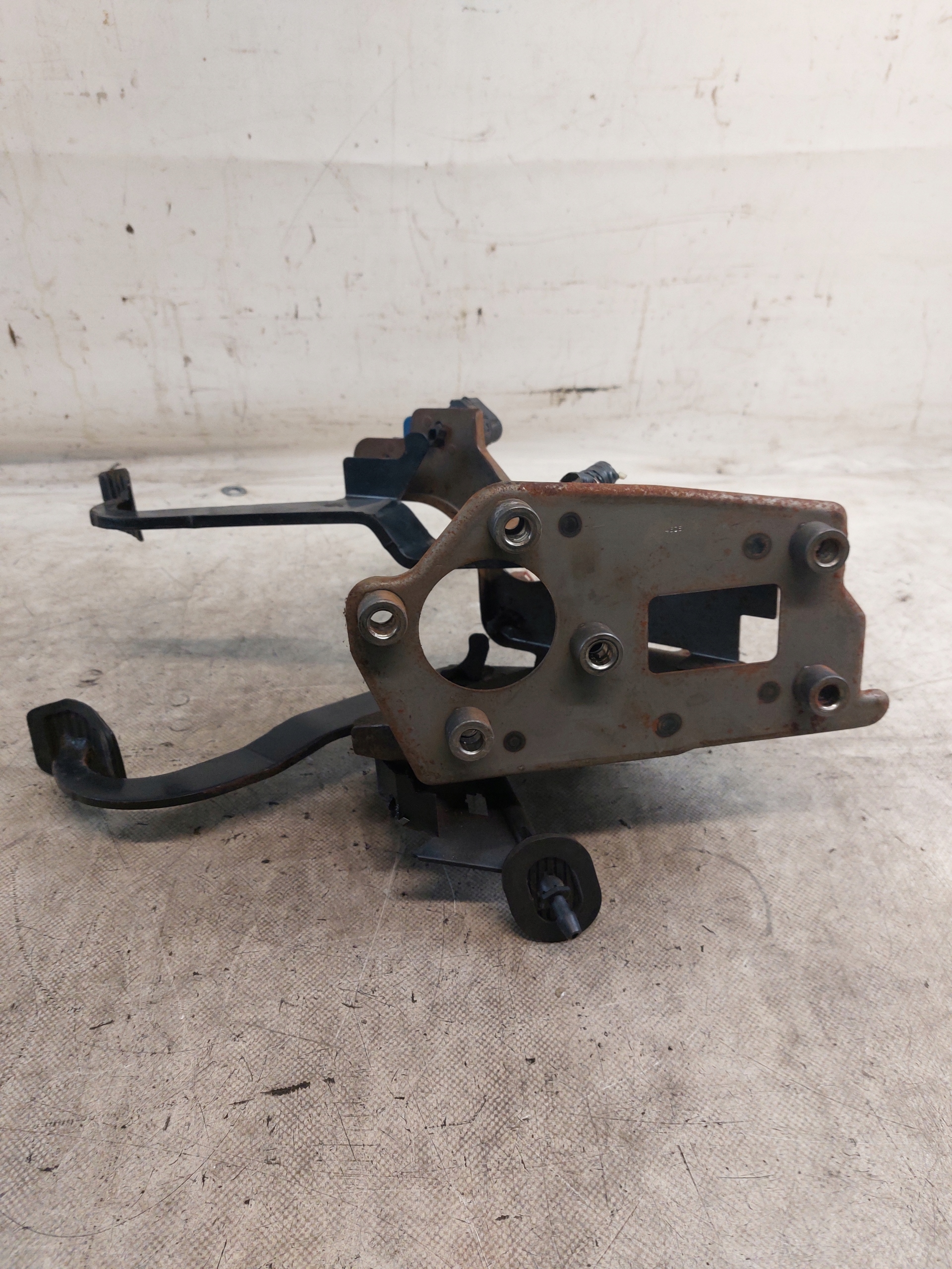 pedale FORD TRANSIT V 2.2TDCI