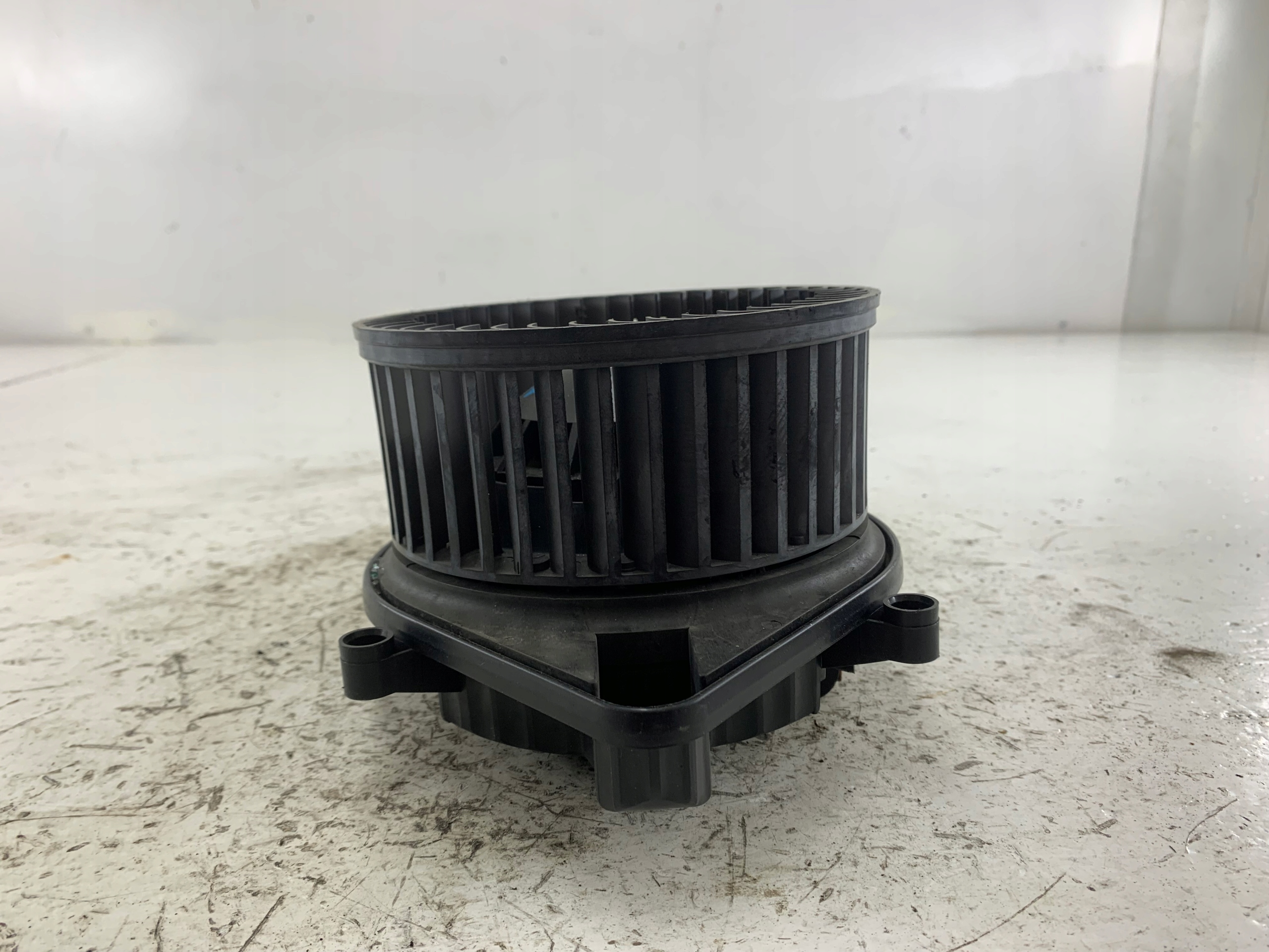 AUDI A4 B6 heating air conditioning devices 8E1820021A