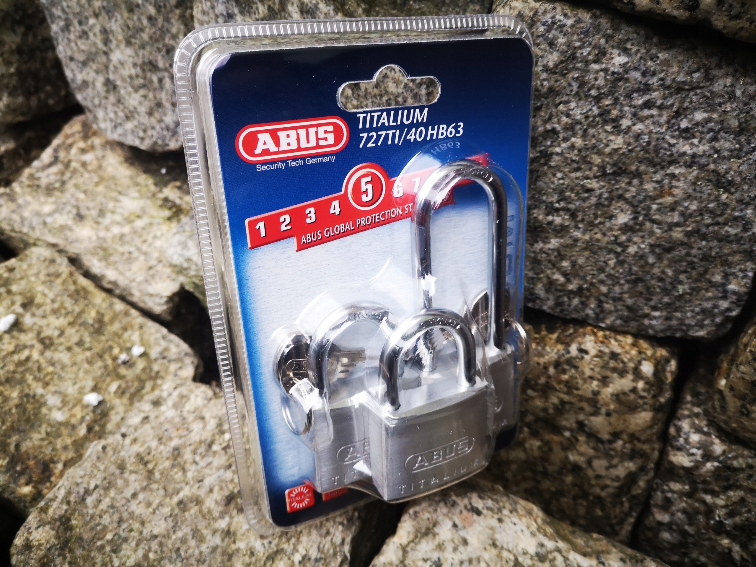 ABUS 3 KŁÓDKI NA 1 KLUCZ KŁÓDKA TITALIUM 3x40MM Marka Abus