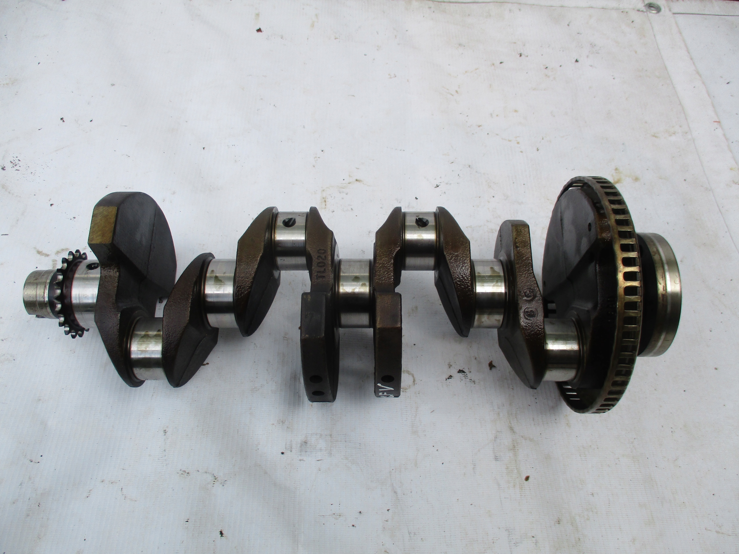 crank VW Golf V A3 1,6 MPI BSE 050105189B