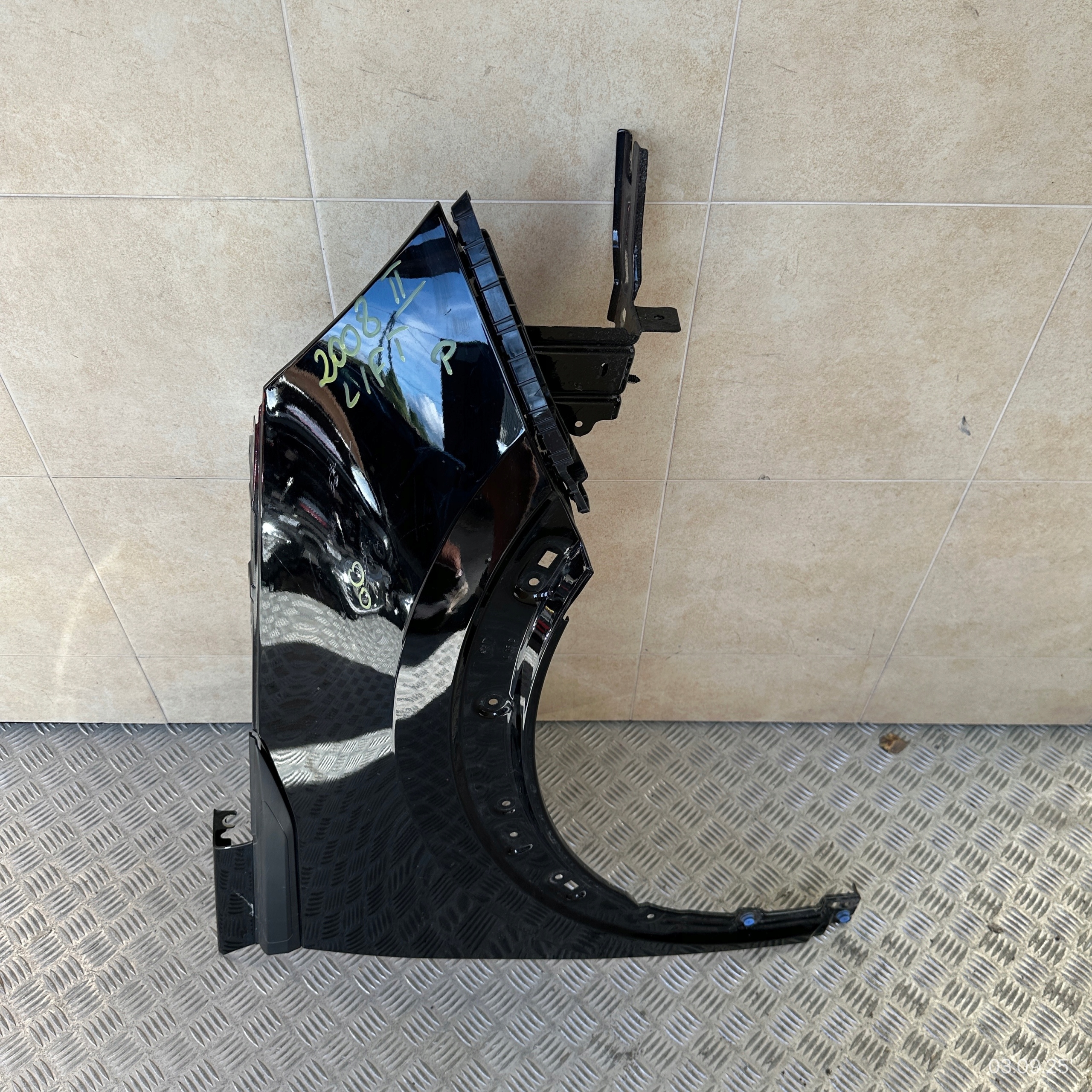 fender front right PEUGEOT 2008 II LIFT 2023 ROK