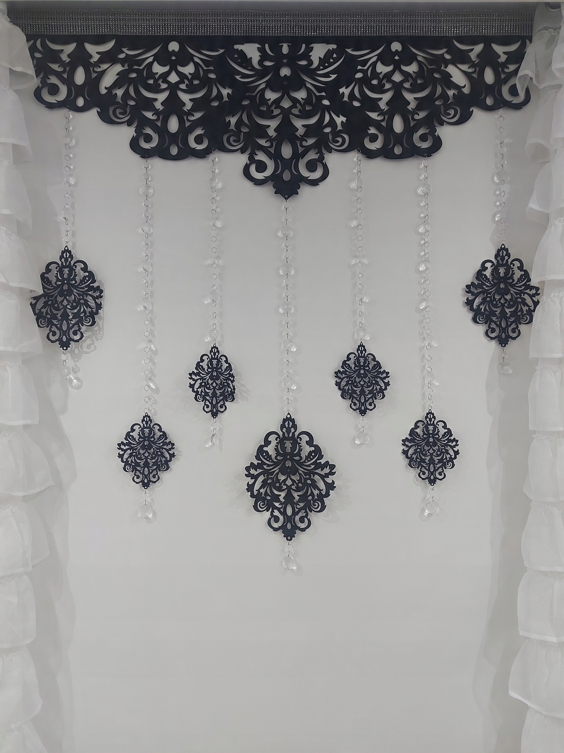 

Panel dekoracyjny 140x140 czarny, kryształki okna