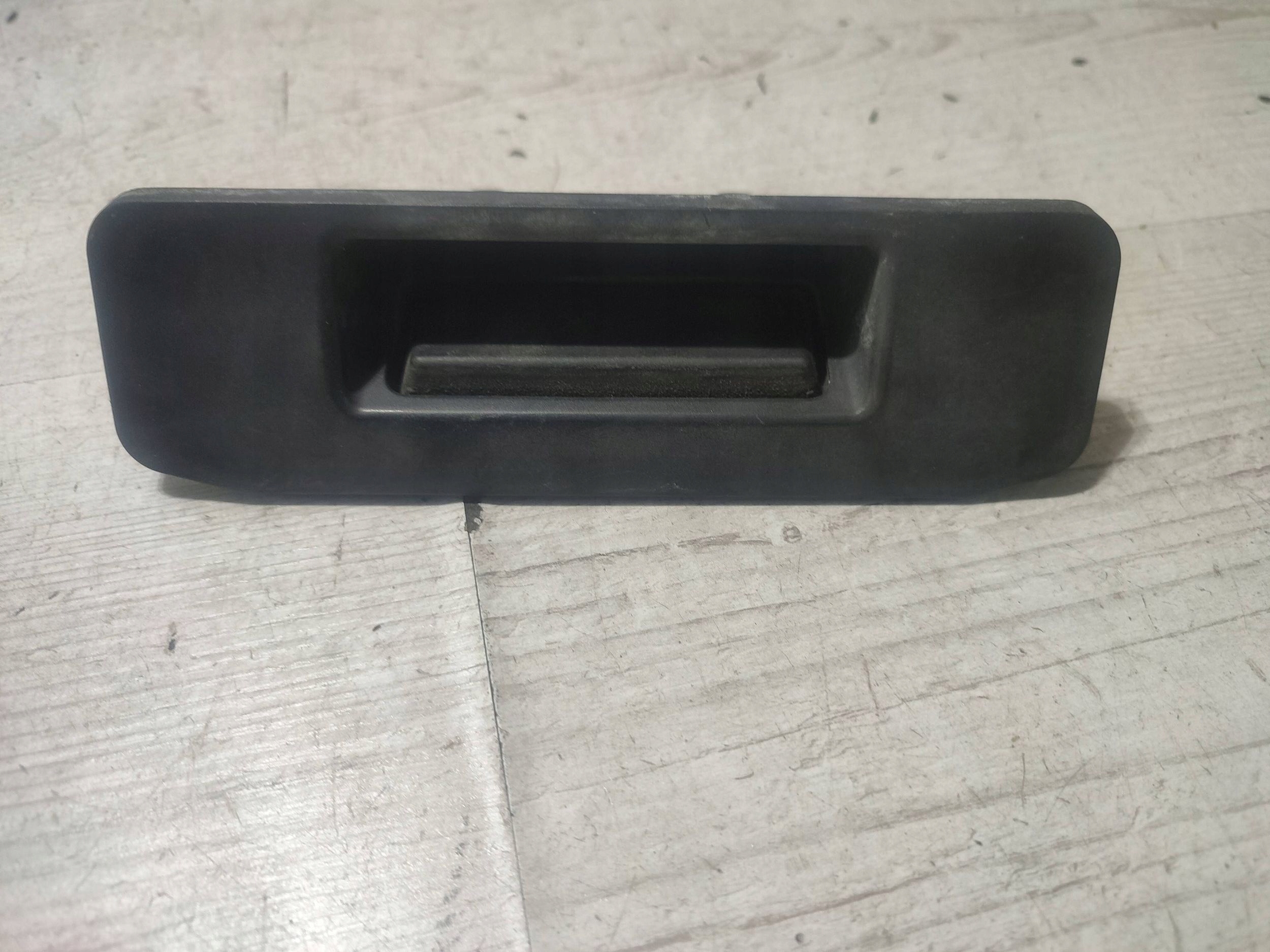 Mercedes-Benz GLK (X204) 2013 handle / bracket of rear bonnet / boot