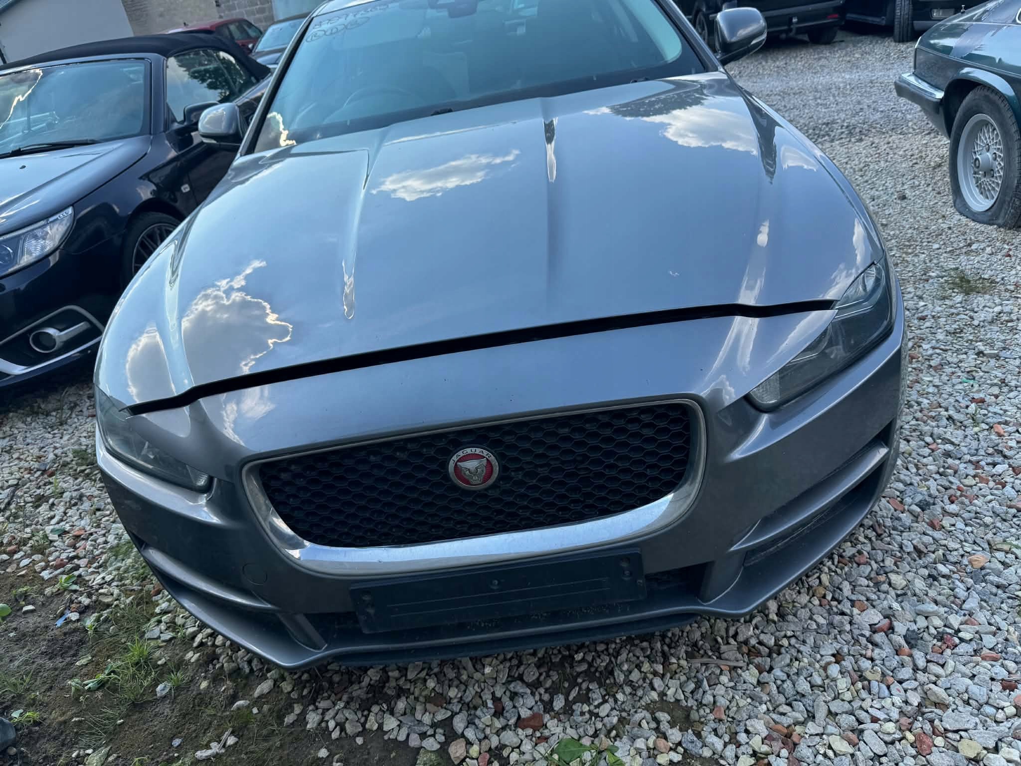 JAGUAR XE X760 15-19 complete front bonnet lights bumper colour LRC LKH