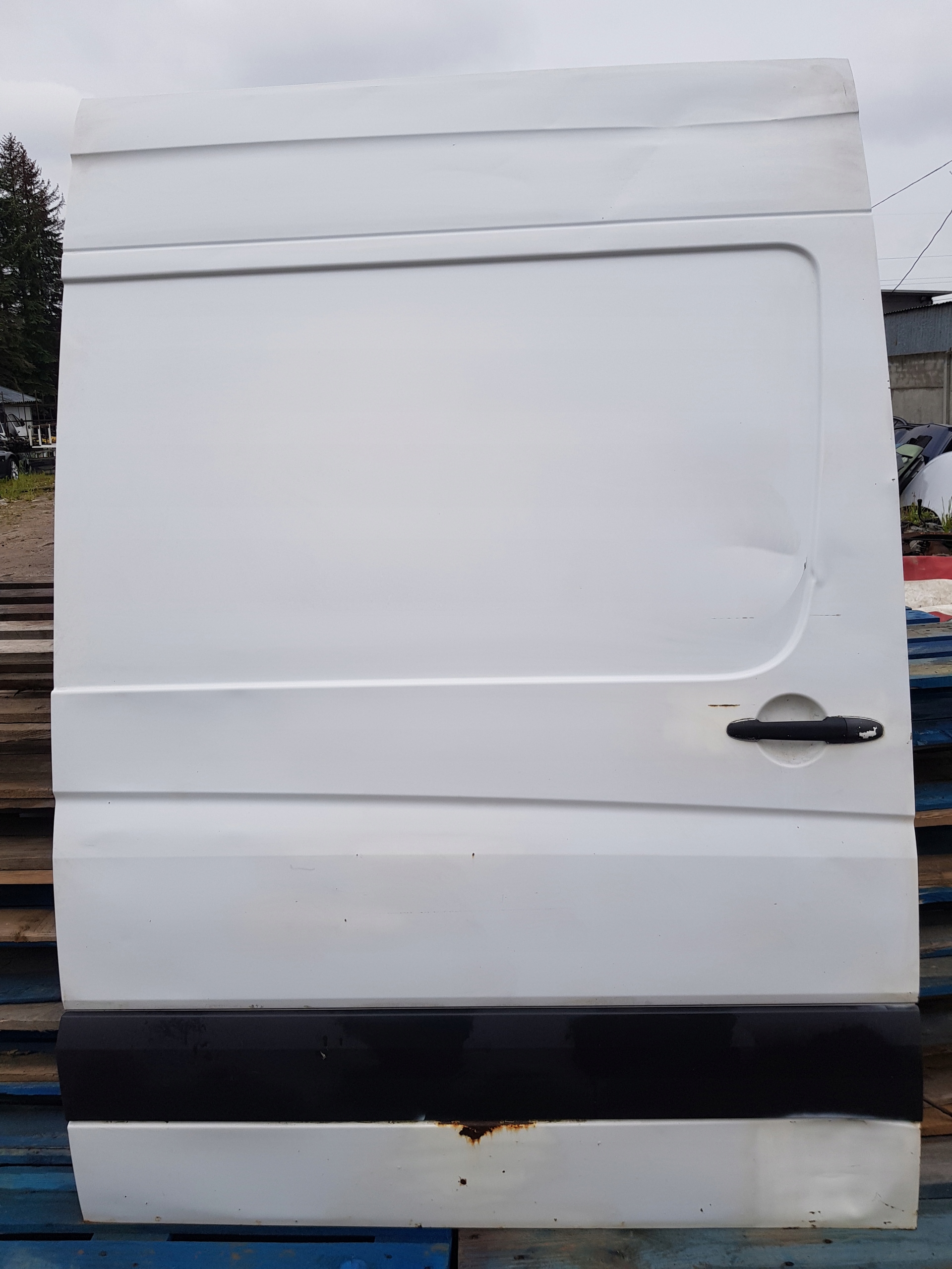 VW CRAFTER MERCEDES SPRINTER W906 door side sliding right EUROPA BIALE