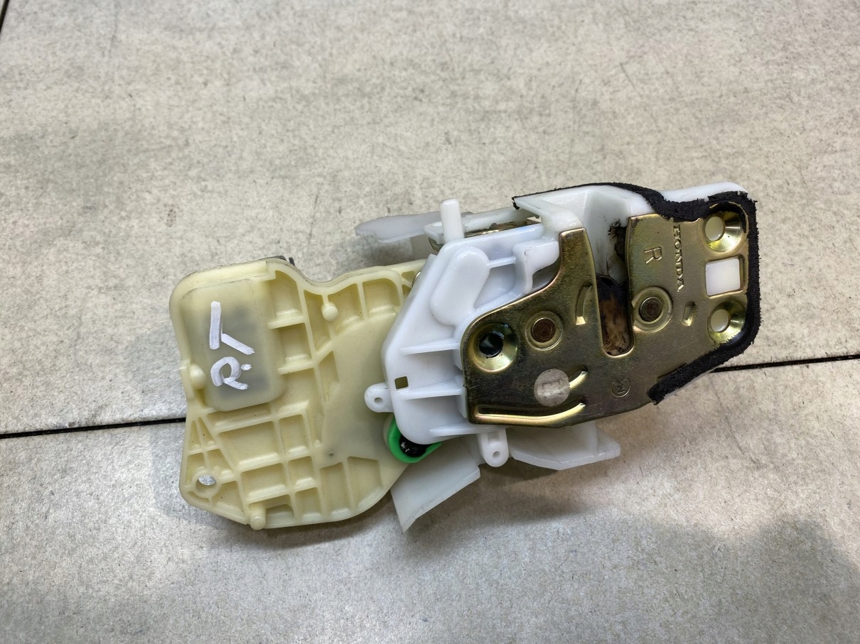 lock door right rear part HONDA JAZZ II 2 PIN