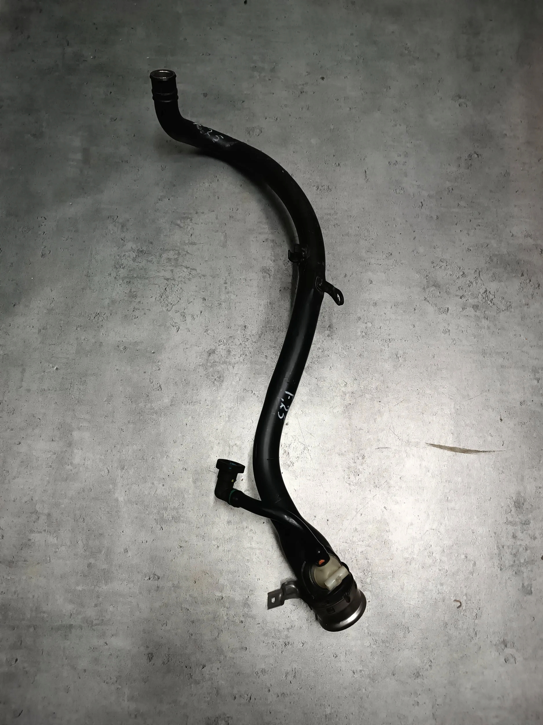 7220693 - BMW X3 F25 крышка топливного бака