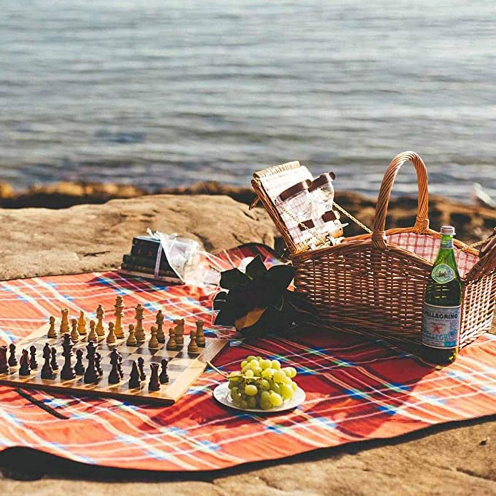 DUŻY KOC PIKNIKOWY MATA PLAŻOWA WODOOPORNA 148x126 Model --