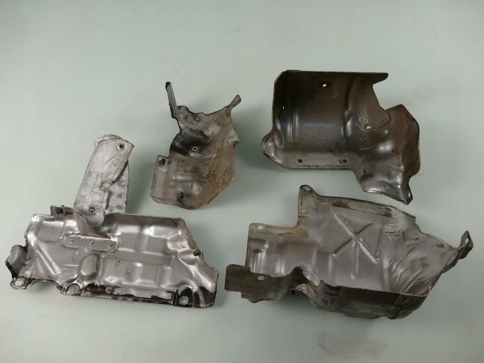 MINI COUNTRYMAN S R60 N47 OSLONA TERMICZNA OSLONY Catalog number for substitute 7823182 8509072 7823869 8509066