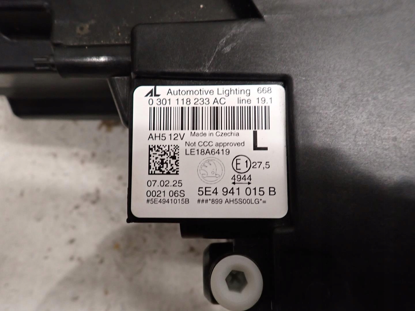 light front front left SKODA OCTAVIA IV 2020- FULL LED 5E4941015B