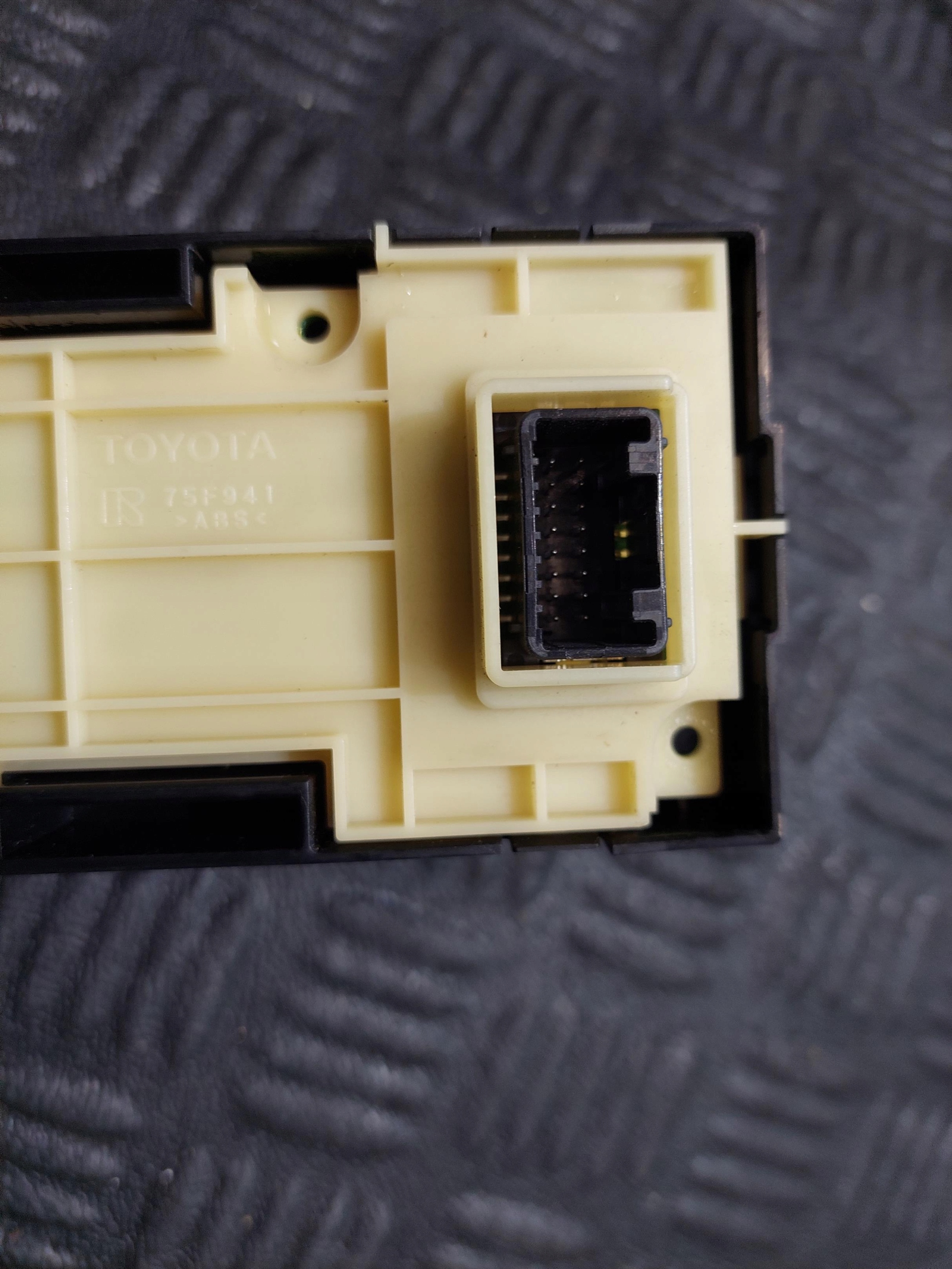 POKRETLO control panel OFF EV MODE SNOW 75F941 LEXUS IS III 300 H
