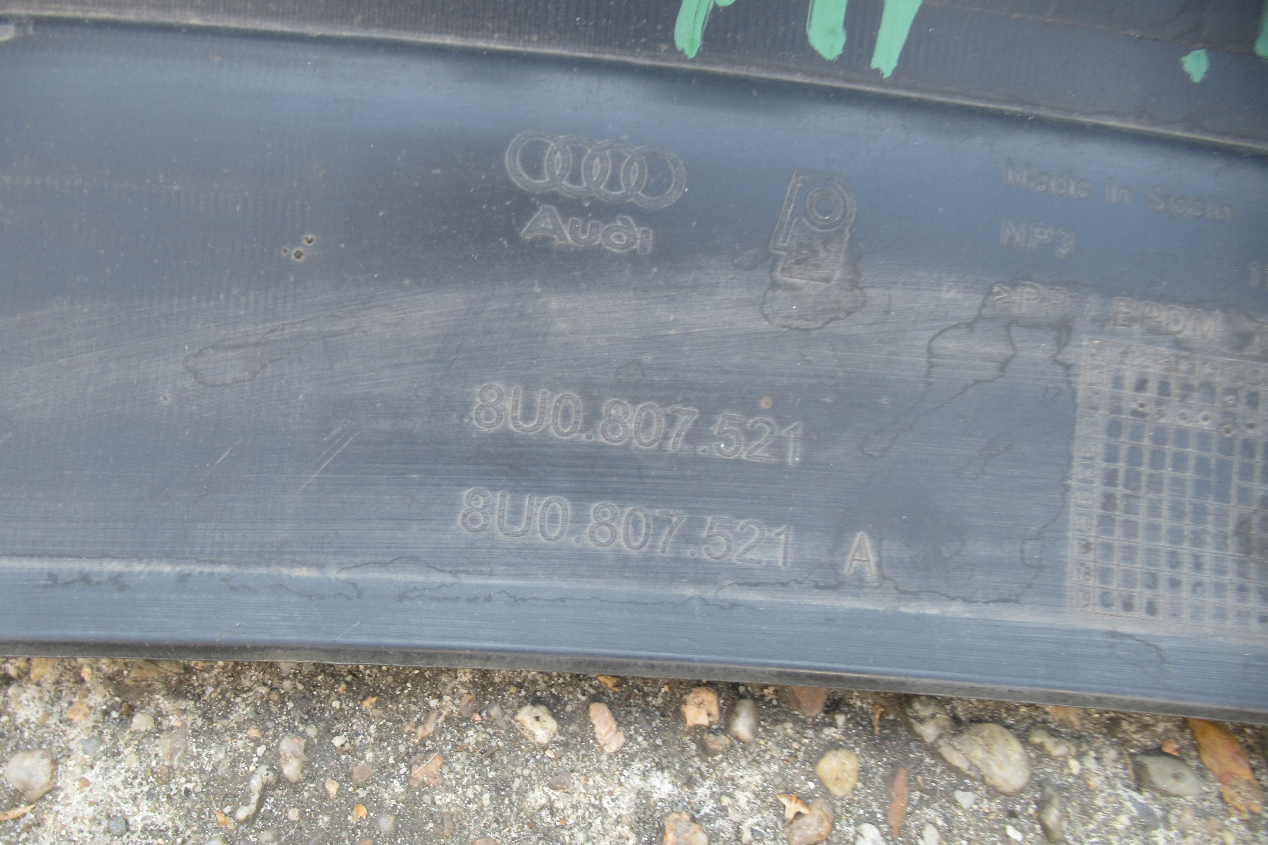 AUDI Q3 11 SPOILER accessori Paraurti posteriore 8U0807521