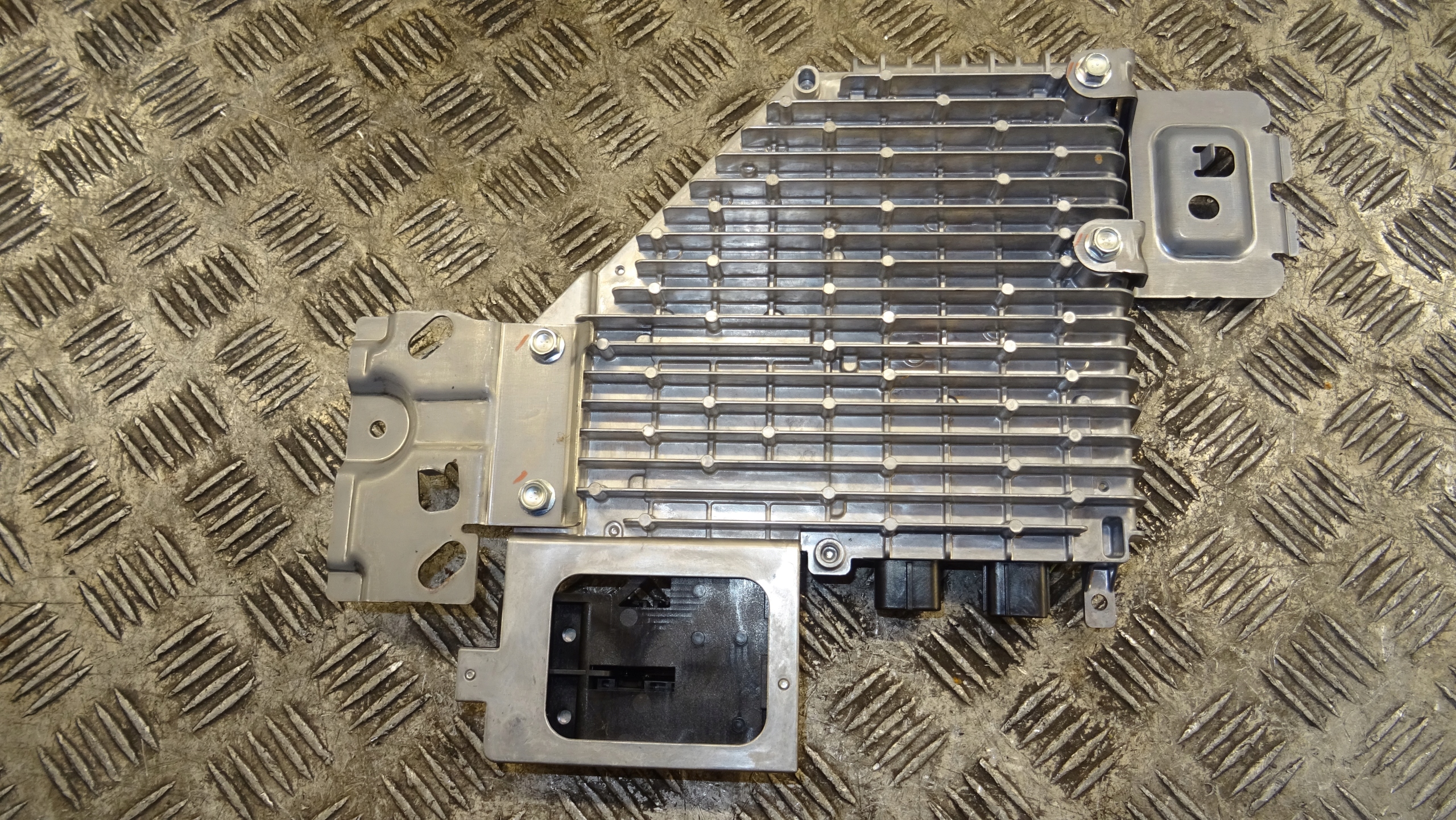 voltage module GKK1 67Y60C MAZDA 6 GJ III 13R