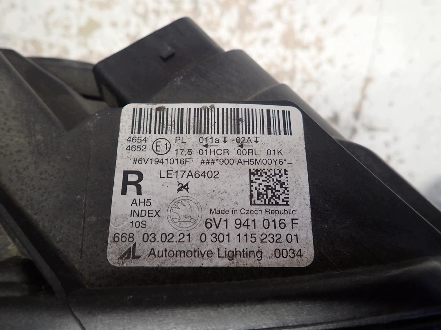 light front front right SKODA FABIA III LIFT 2017- 6V1941016F