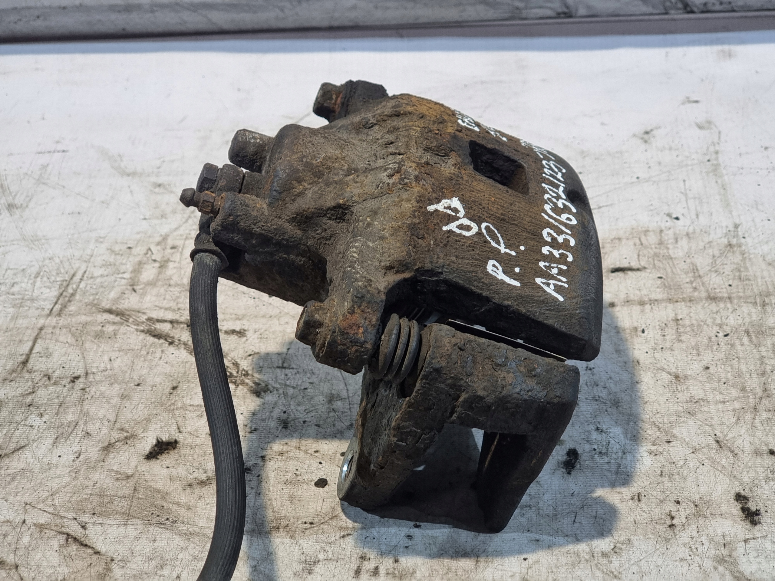 caliper brake right front DODGE CALIBER 2.0 CRD 103kW 07r