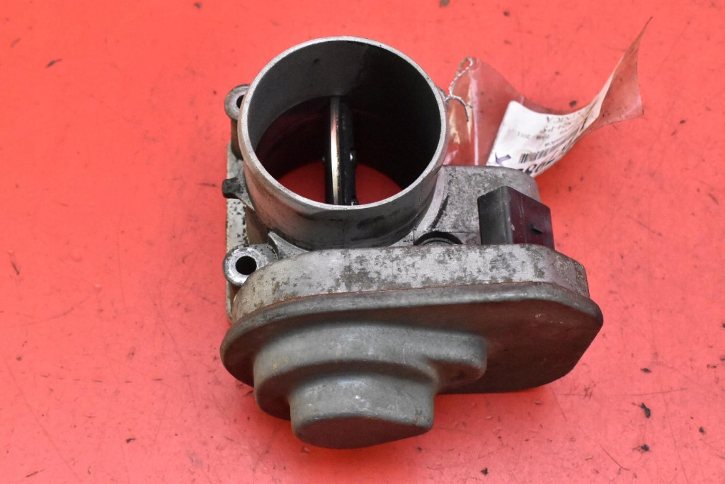 Valvola a farfalla CHEVROLET CAPTIVA 1 e 2.0 VCDI 150 KM 4X4 06-11