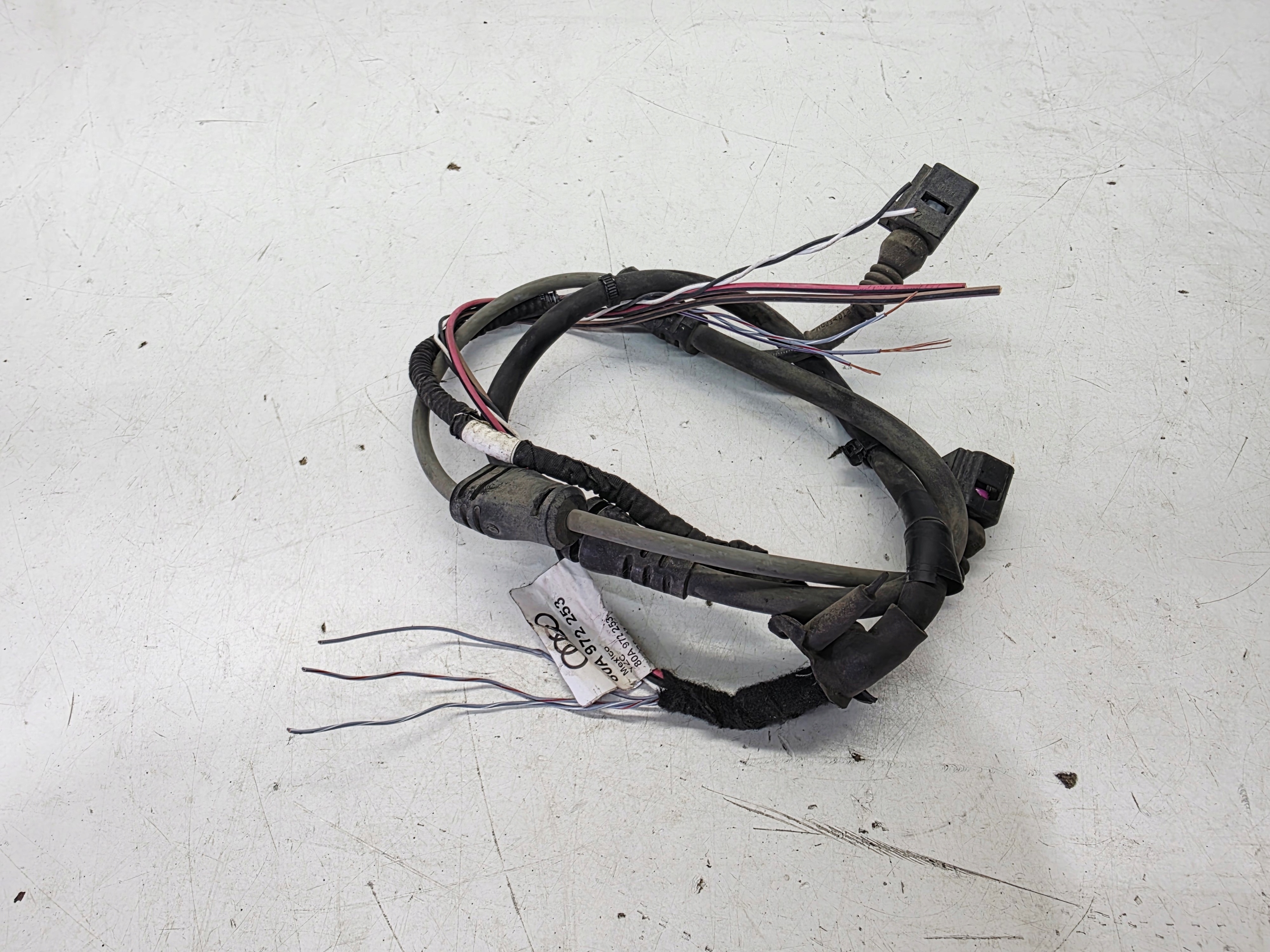 bundle of a caliper left rear part AUDI Q5 FY 80A972253