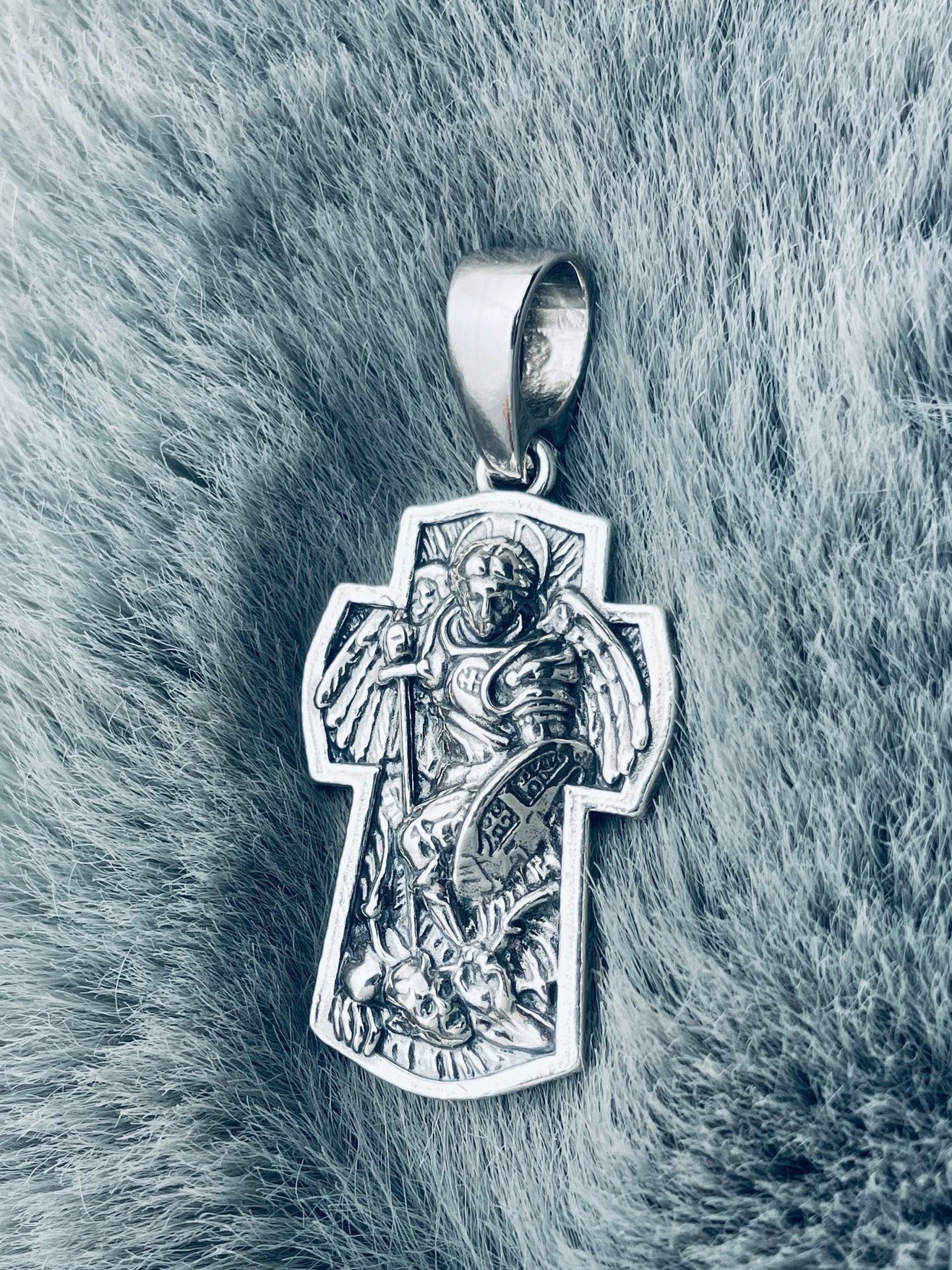 Stříbrný křížek Anděl Archanděl Svaté Přijímání Křest