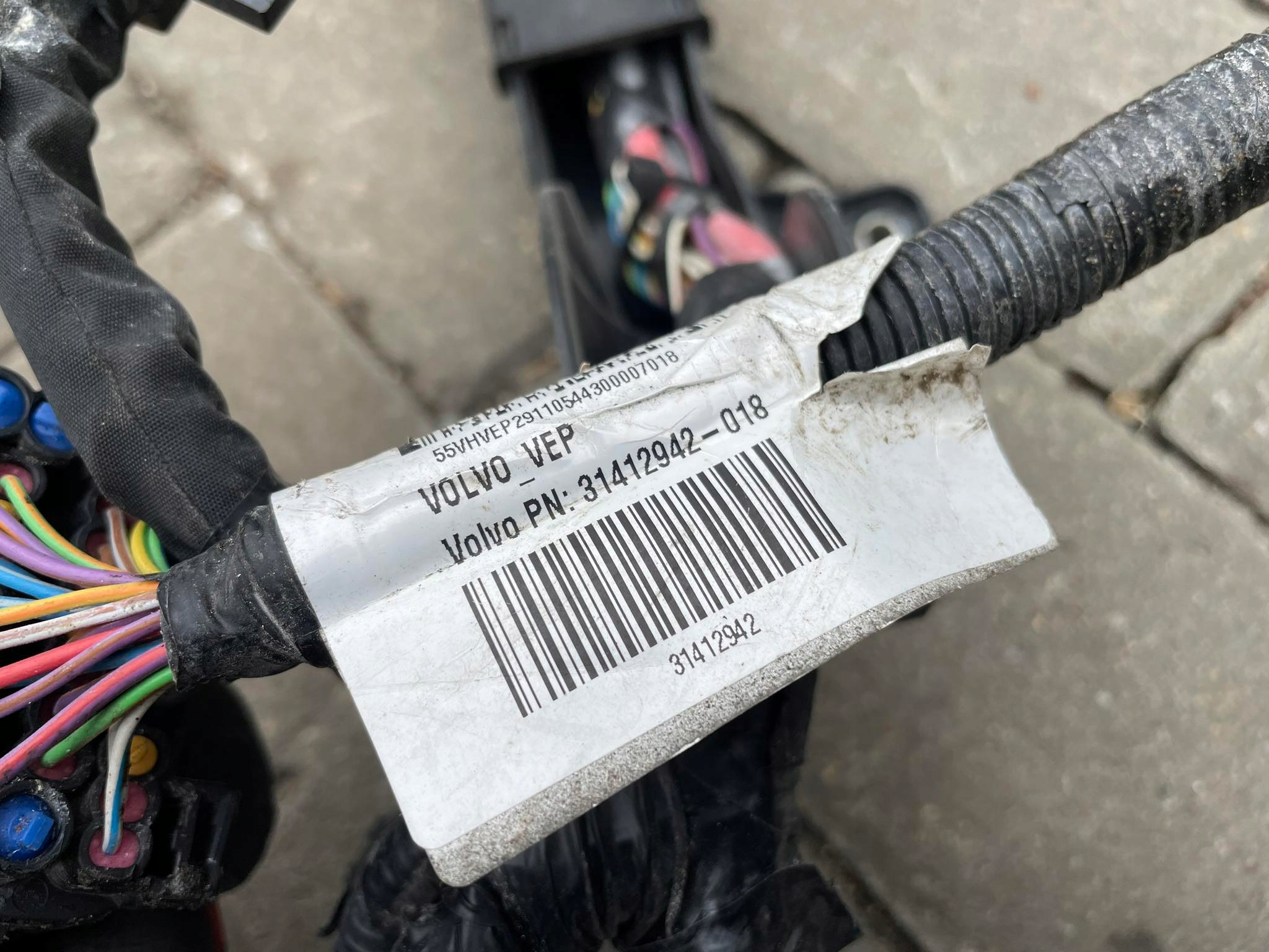 volvo S60 V60 II проводка коса Двигателя 2.0 b 31412942