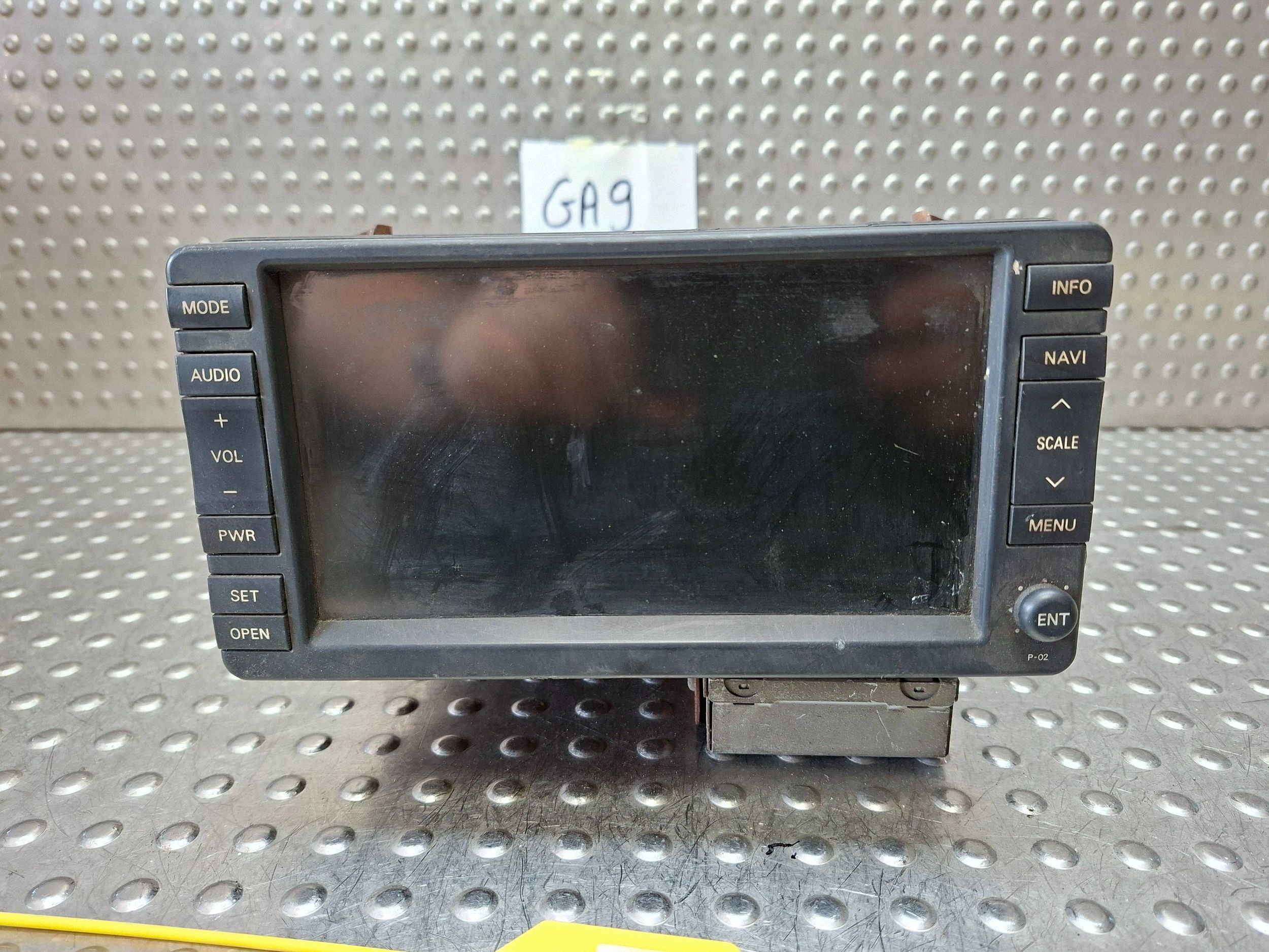 RADIO navigation MITSUBISHI OUTLANDER 4008 C-CROSSER 06-12 NR-261EM-11PUG1