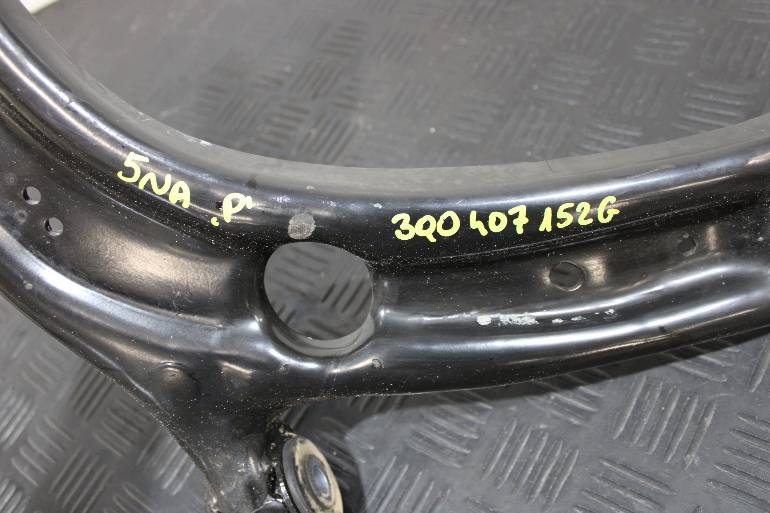 arm right front 3Q0407152G VW TIGUAN II 2 5NA ALLSPACE