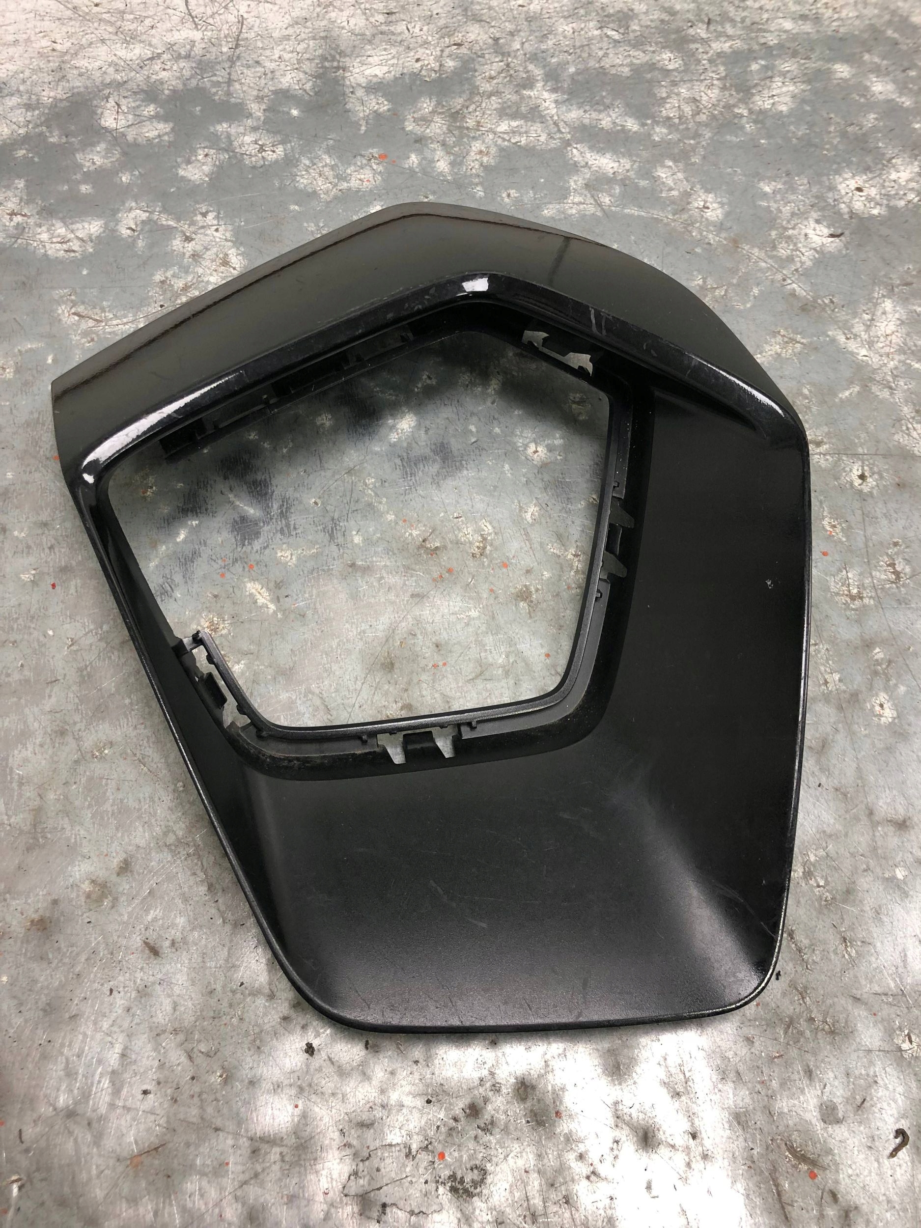 grid of a bumper left front AUDI A3 8Y 8Y0807953