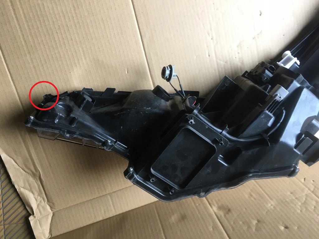 REFLEKTOR light right front TOYOTA CHR C-HR 16- LED