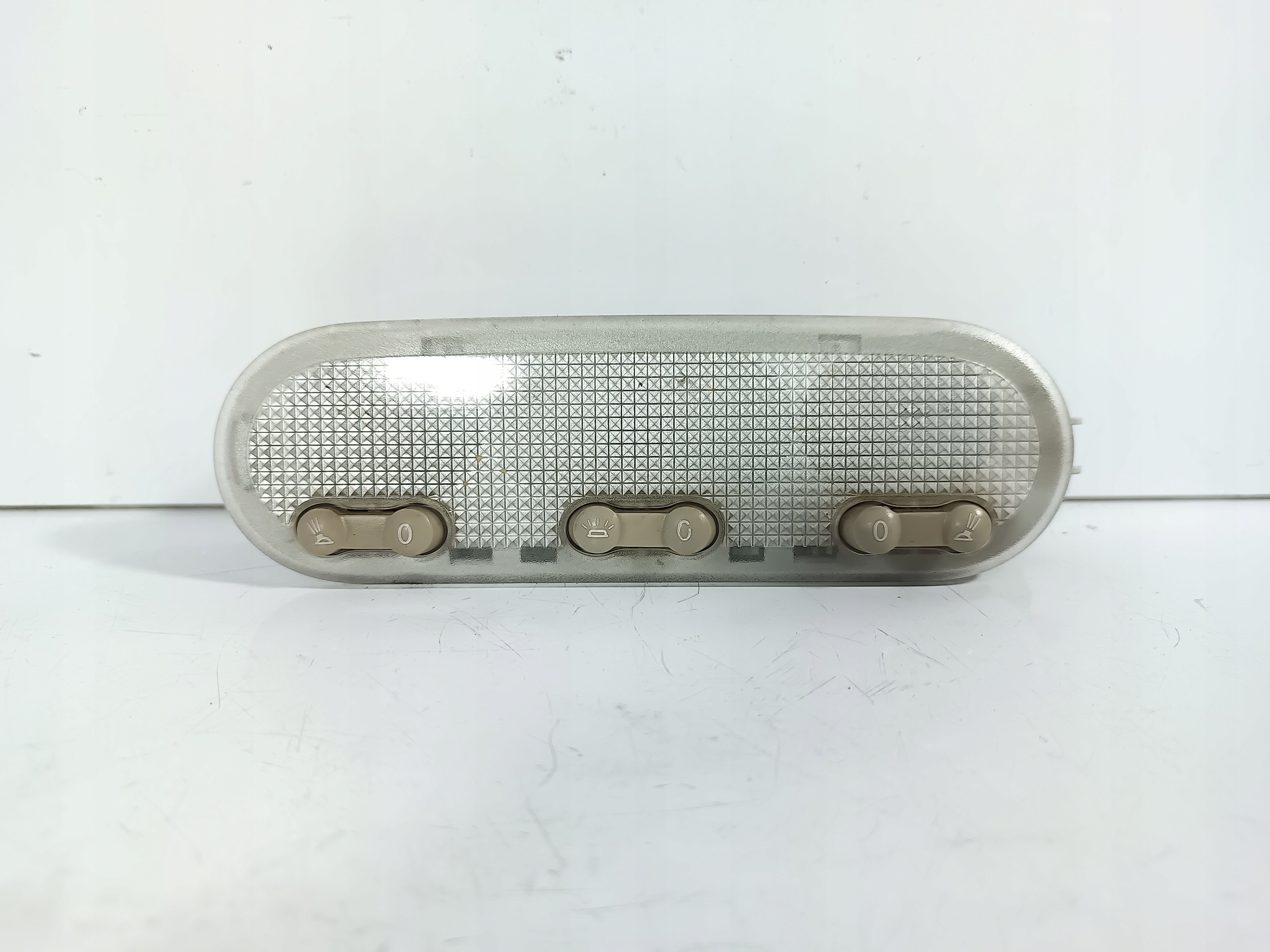 Scenic 2 II 03-09 OSWIETLENIE light inner cabs 8200073234
