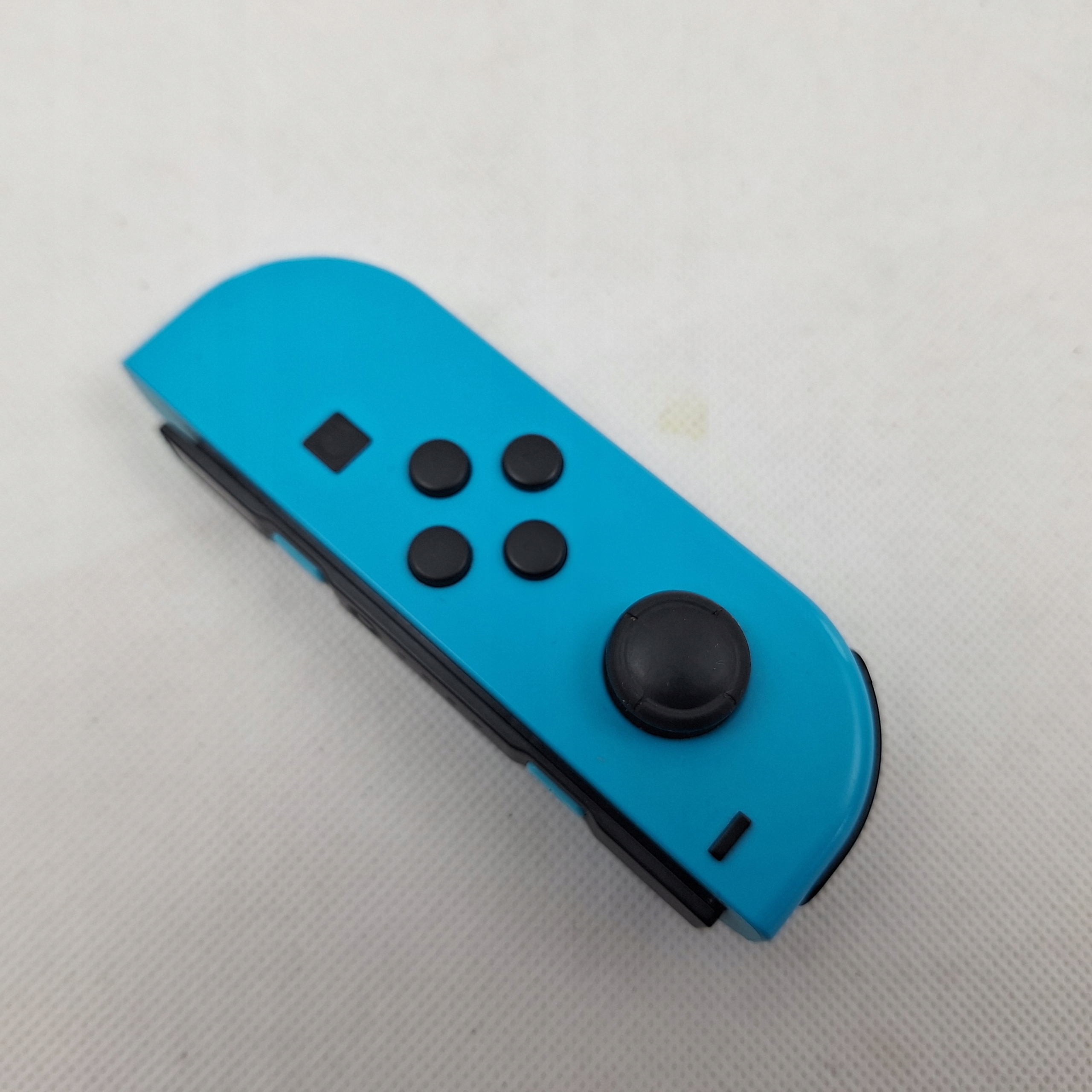 NINTENDO SWITCH KONTROLER JOYCON NIEBIESKI HAC-015 Producent Nintendo