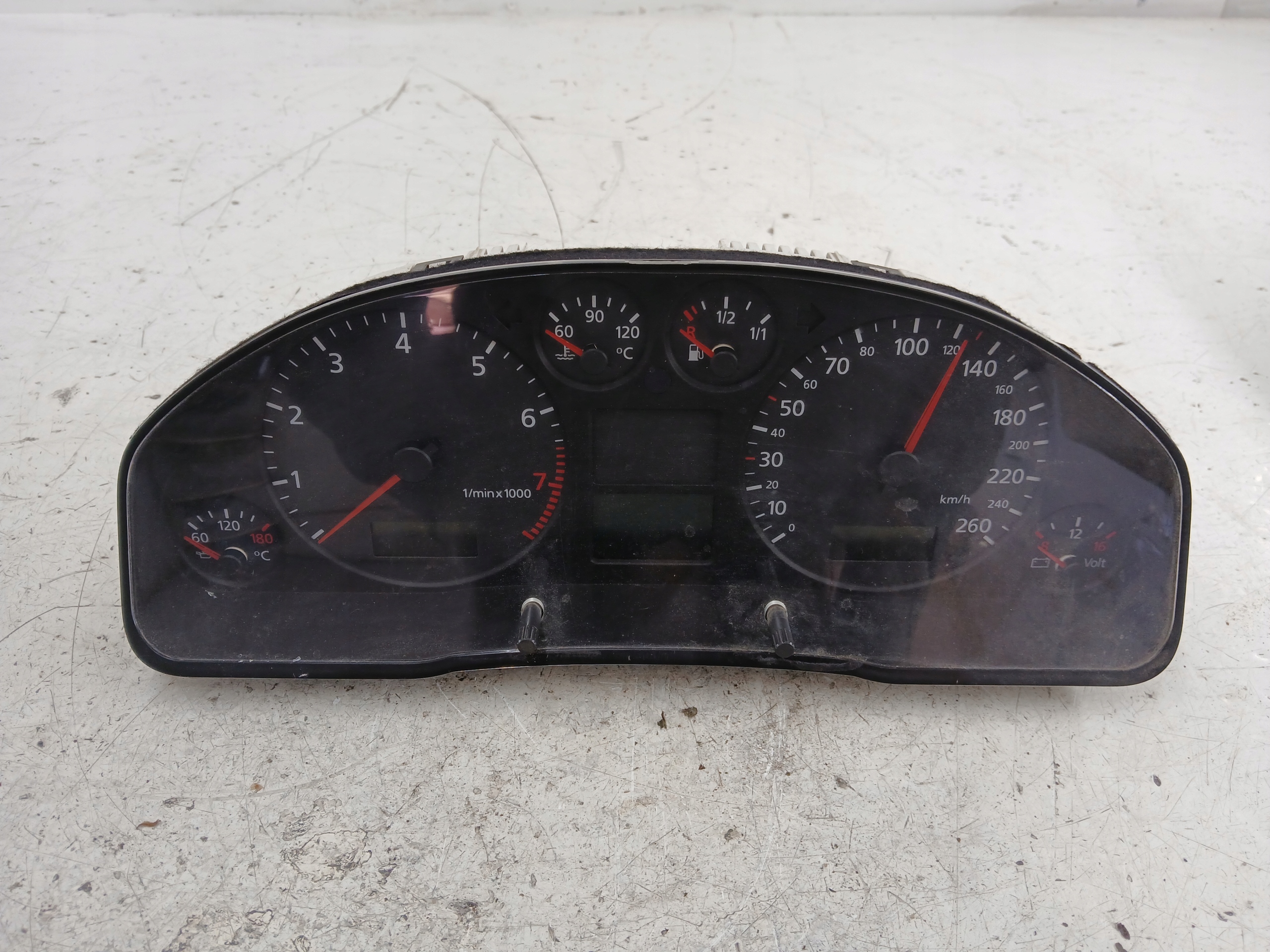 AUDI A6 C5 budíky budiky 4B0920950D