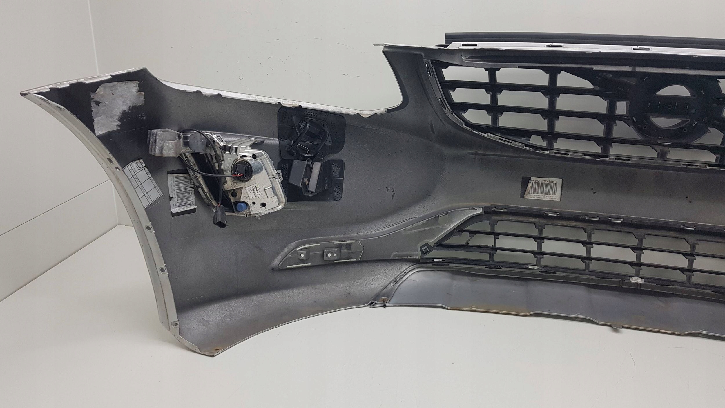 VOLVO XC60 XC 60 LIFT 2013 - bumper front 31323765