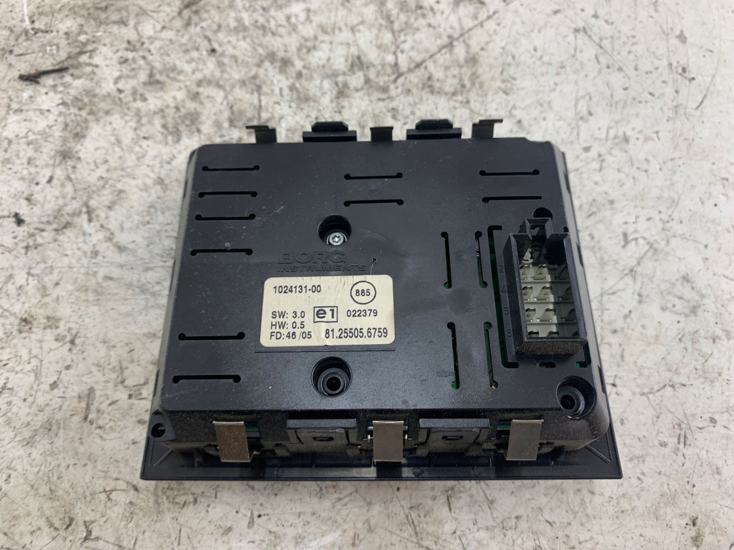 MAN TGA 460 control panel TELEFON 81.25505.6759