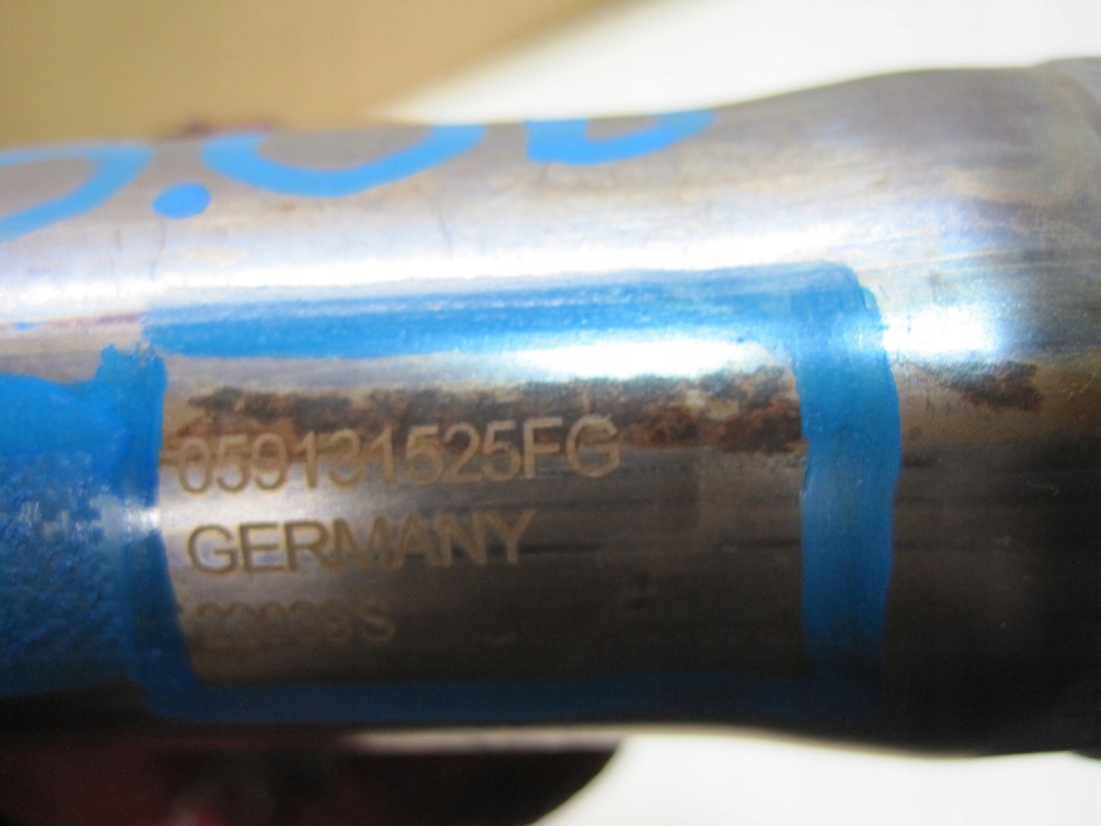 pipe exhaust pipe AUDI Q7 4M0 3,0TDI 059131525FG PLECIONKA