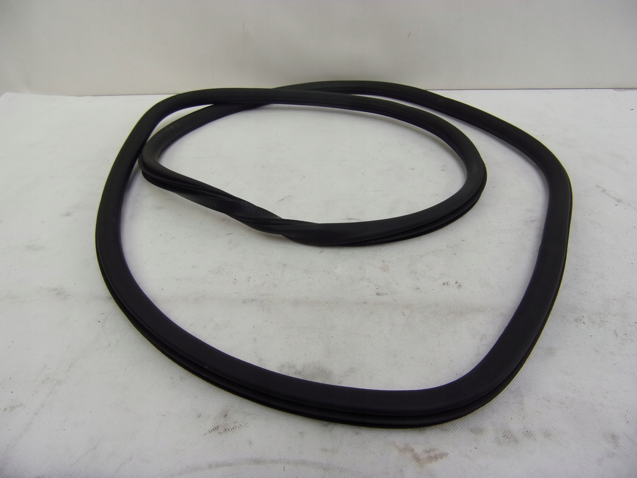 CHRYSLER PACIFICA 16-УЩІЛЬНЕННЯ ДВЕРЕЙ ПЕРЕДНЄ ЛІВЕ