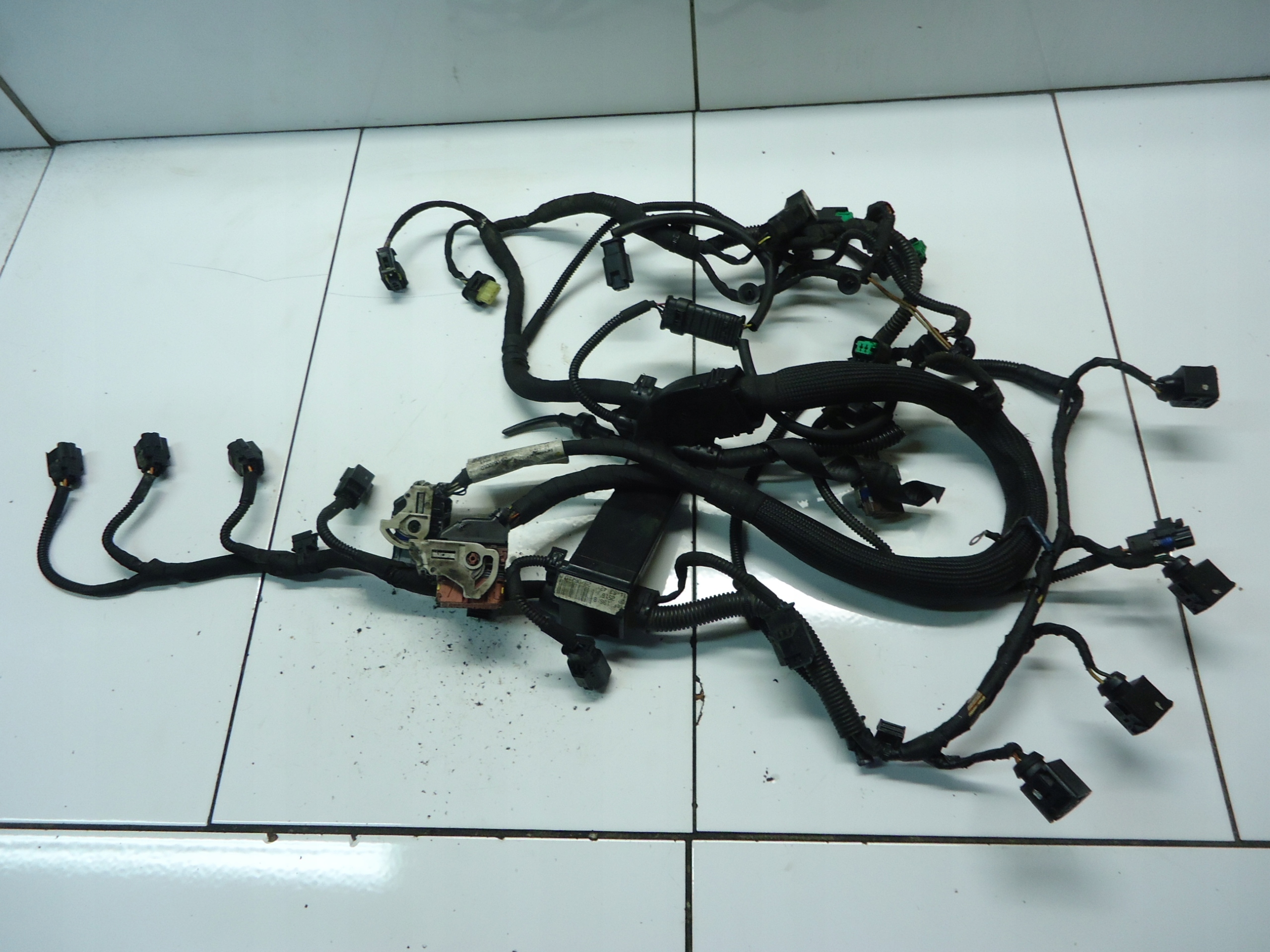 PEUGEOT MINI 1.6VTI 1.6 VTI bundle motor wiring V760119680
